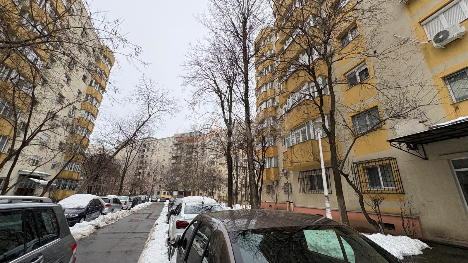 Apartament, 3 camere Bucuresti/Lacul Tei