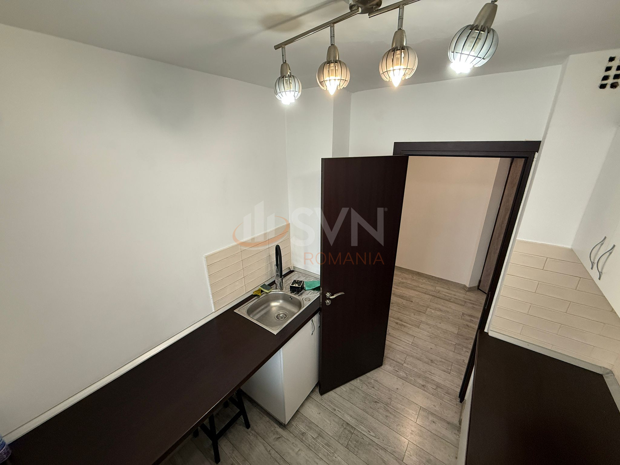 Apartament, 3 camere Bucuresti/Crangasi