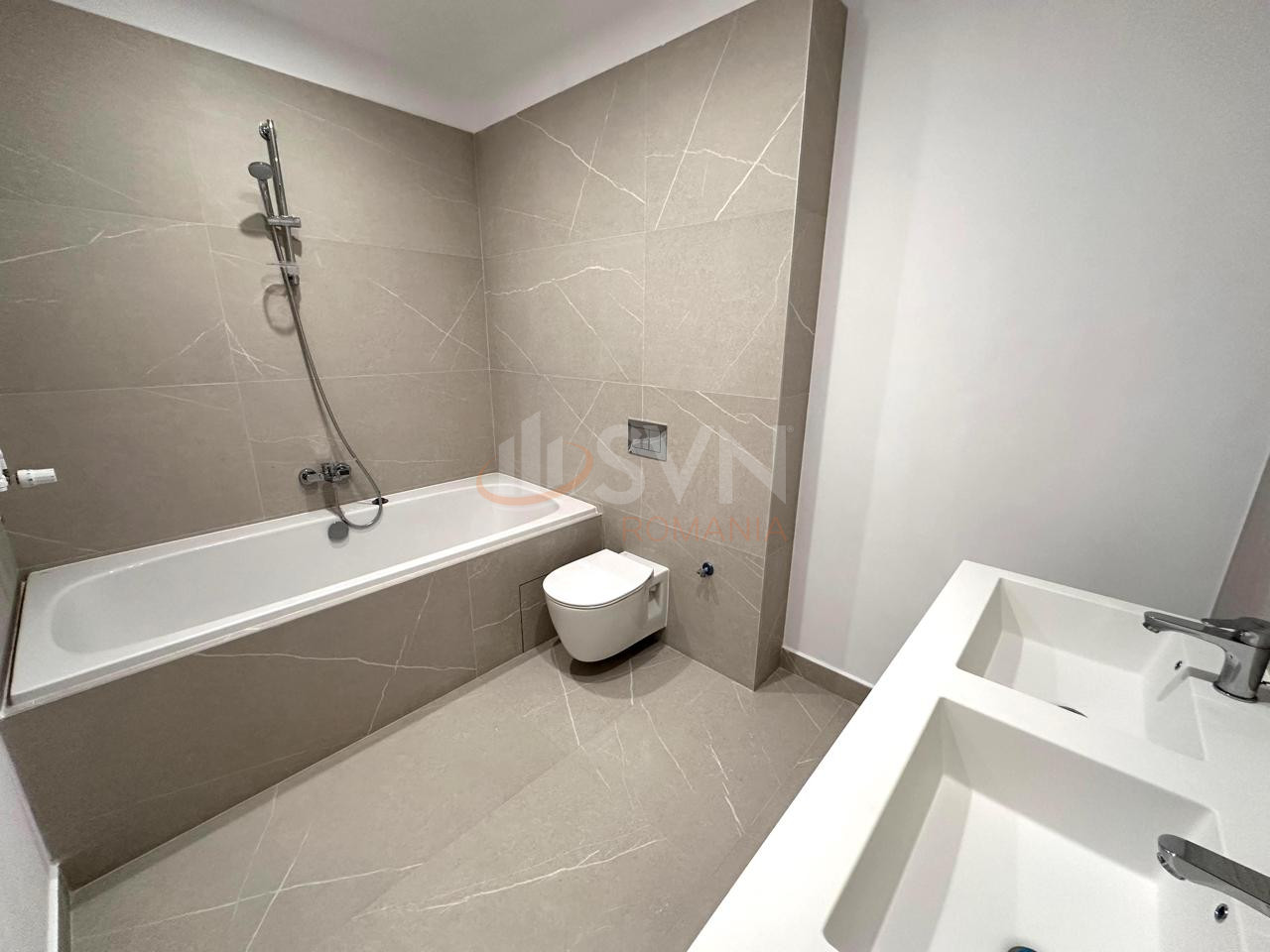 Apartament, 3 camere Bucuresti/Aviatiei