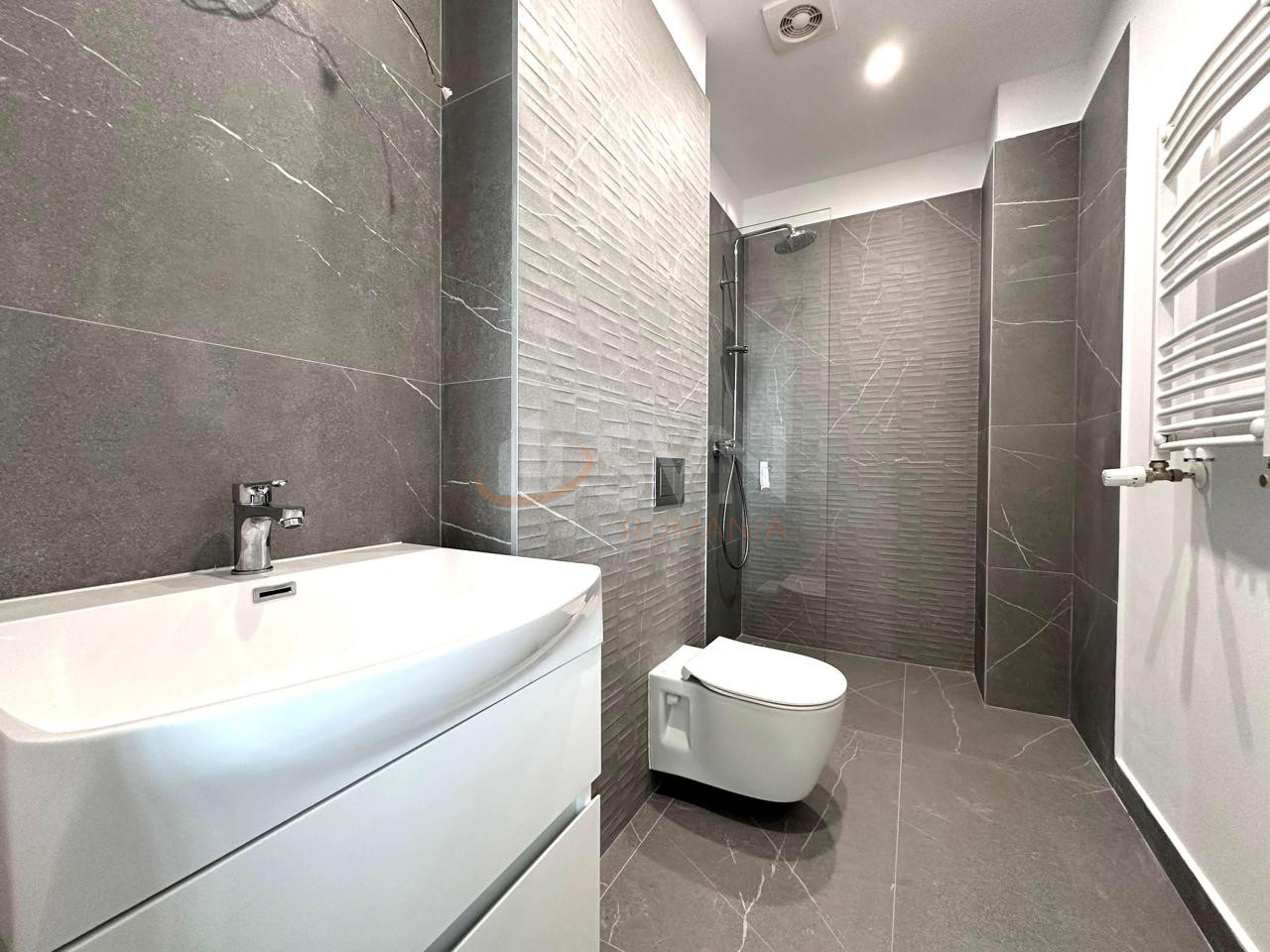 Apartament, 3 camere Bucuresti/Aviatiei