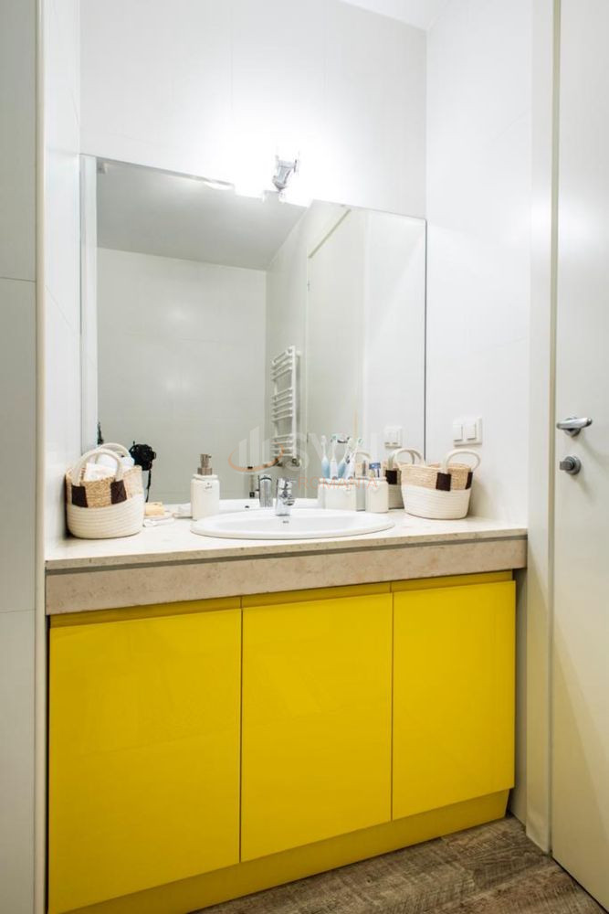 Apartament, 3 camere Bucuresti/Calea Calarasilor