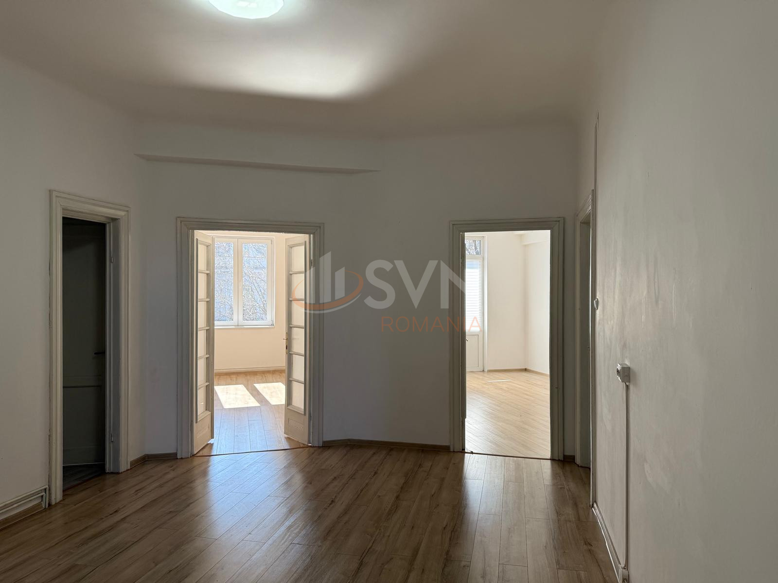 Apartament, 3 camere Bucuresti/P-ta Romana