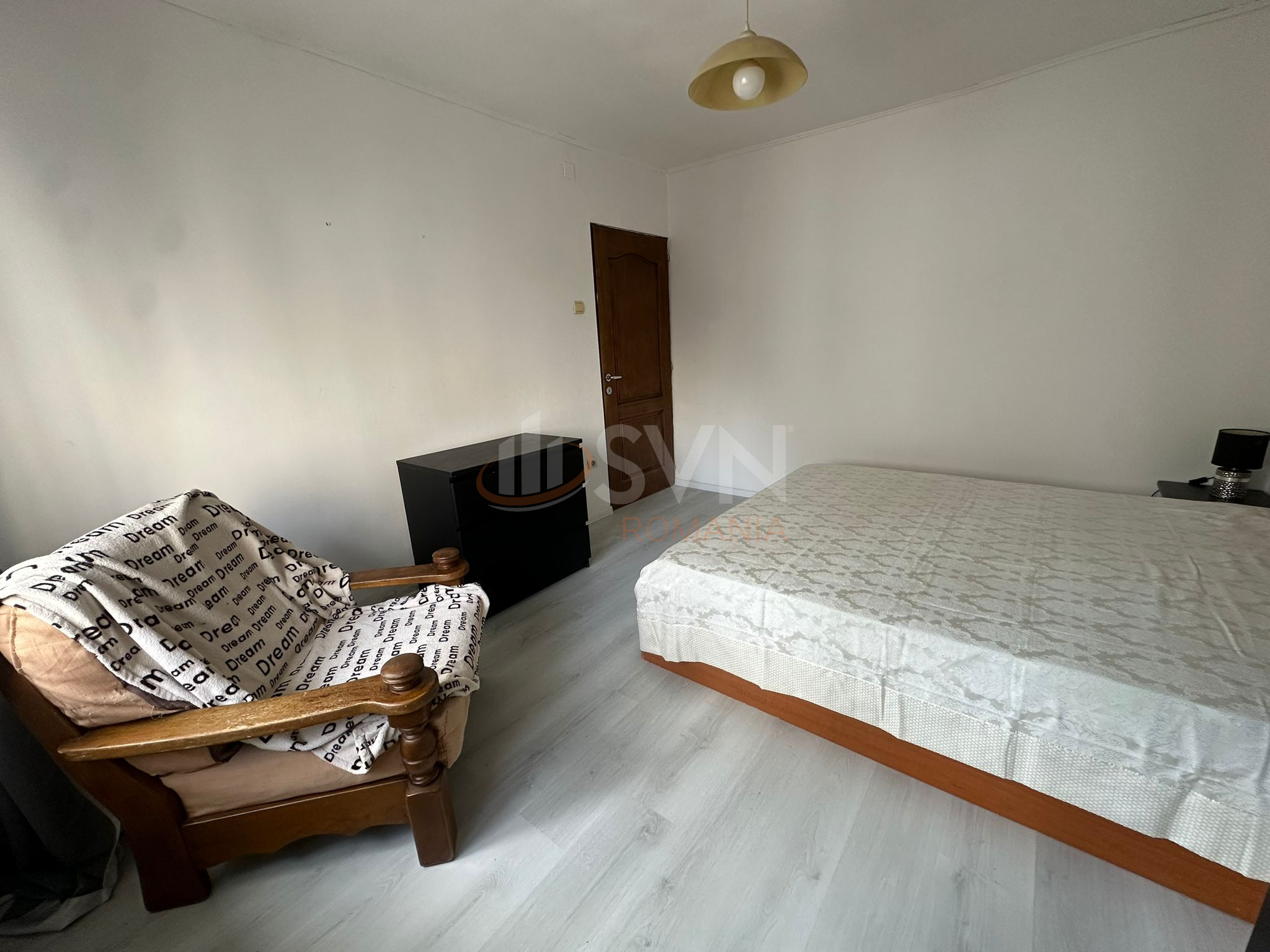 Apartament, 3 camere Bucuresti/P-ta Unirii