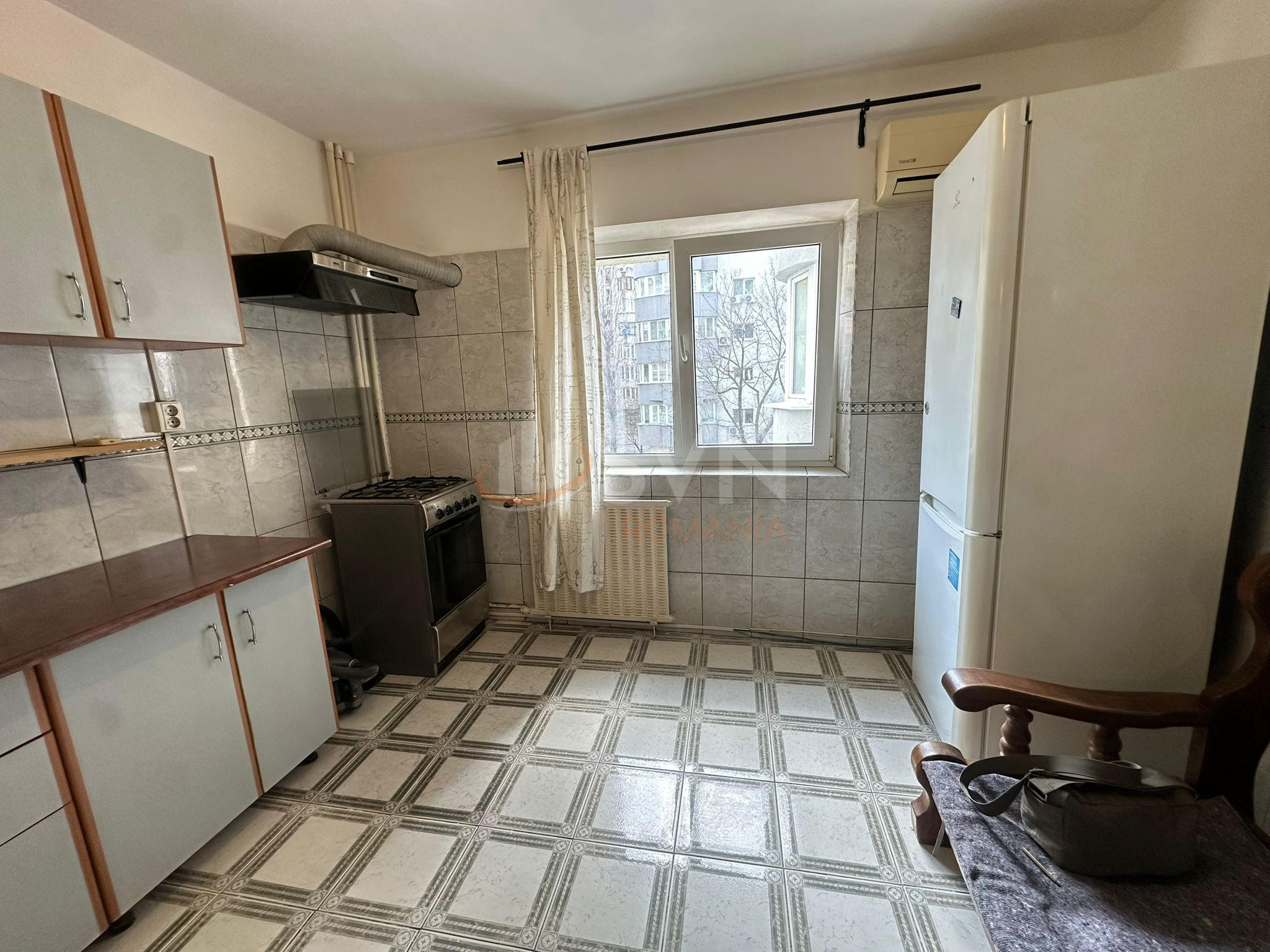 Apartament, 3 camere Bucuresti/P-ta Unirii