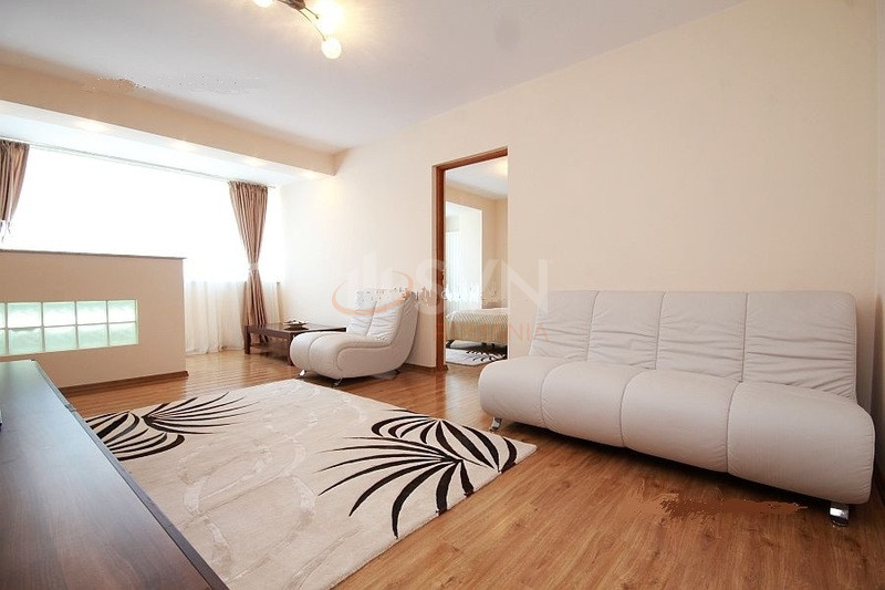 Apartament, 3 camere Bucuresti/Universitate