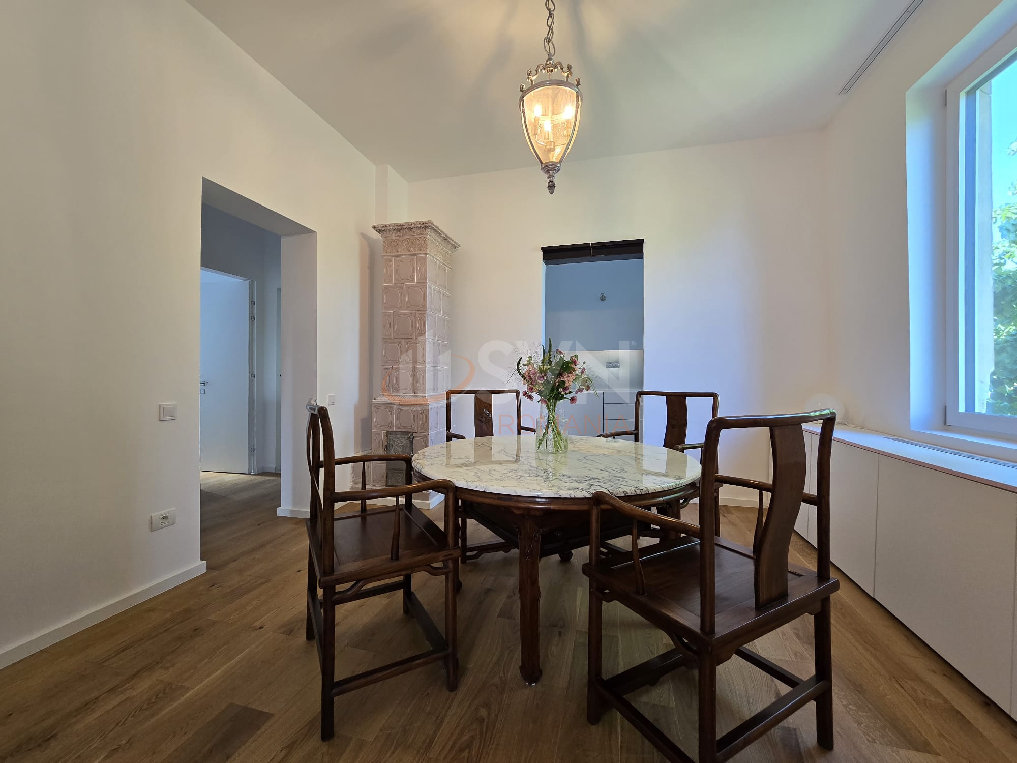 Apartament, 3 camere Bucuresti/Calea Victoriei