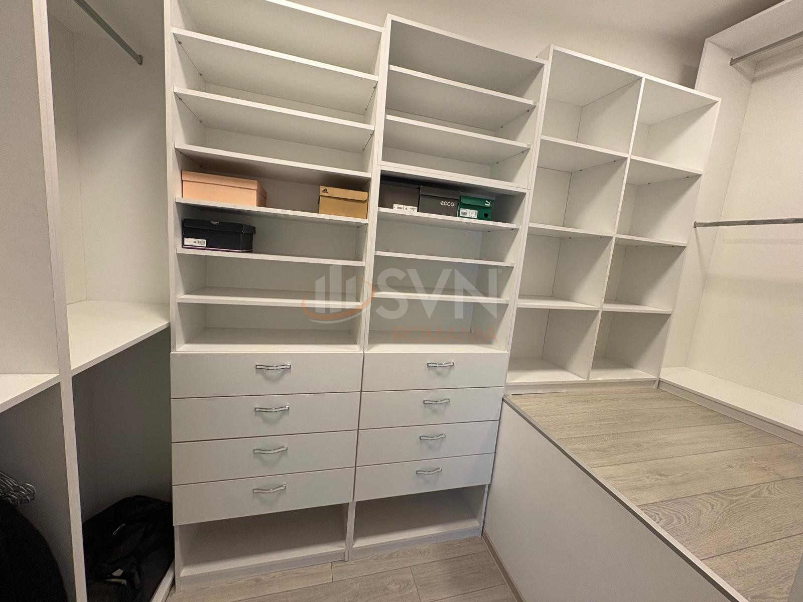 Apartament, 3 camere Bucuresti/Calea Calarasilor