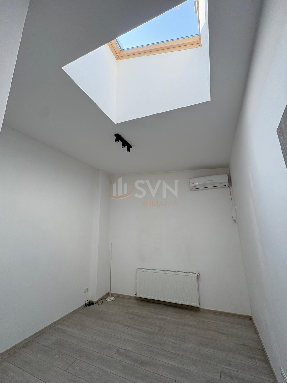 Apartament, 3 camere Bucuresti/Calea Calarasilor