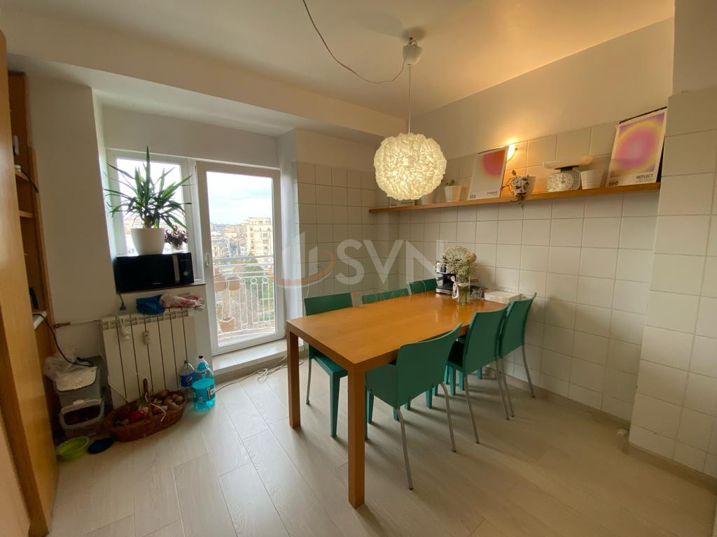 Apartament, 3 camere Bucuresti/Piata Unirii (s3)