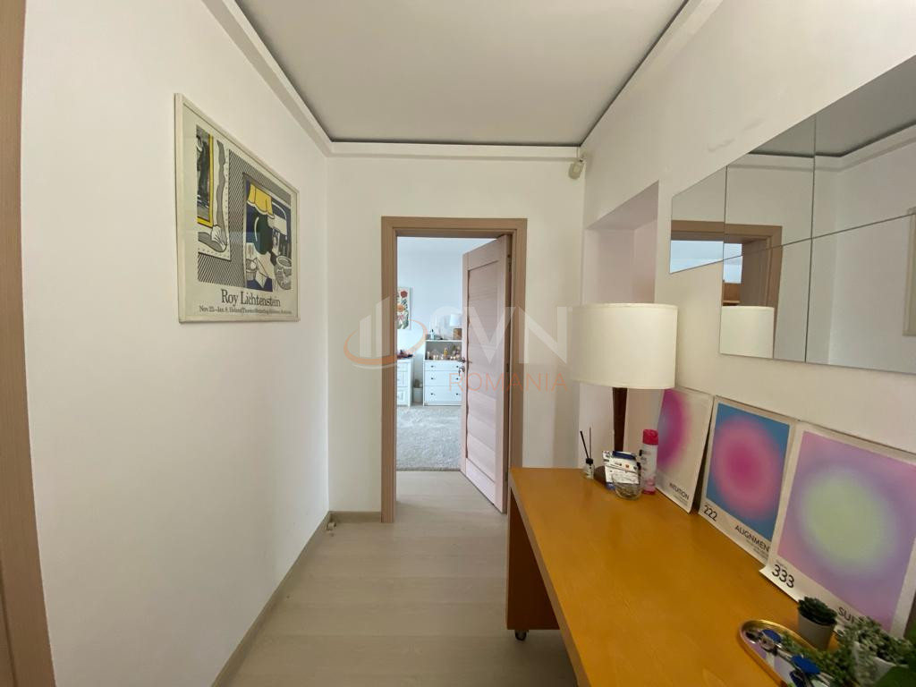 Apartament, 3 camere Bucuresti/Piata Unirii (s3)