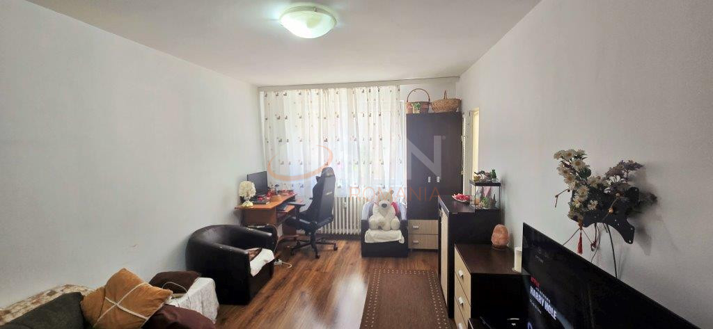 Apartament, 3 camere Bucuresti/Crangasi