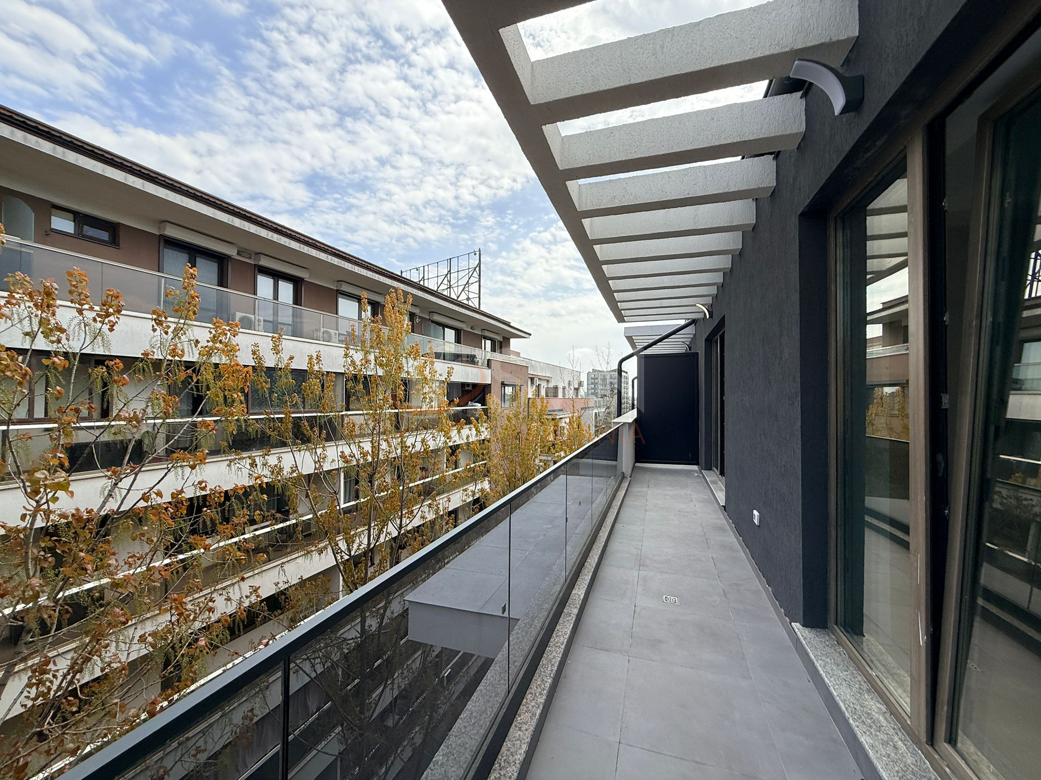 Apartament, 3 camere Bucuresti/Baneasa