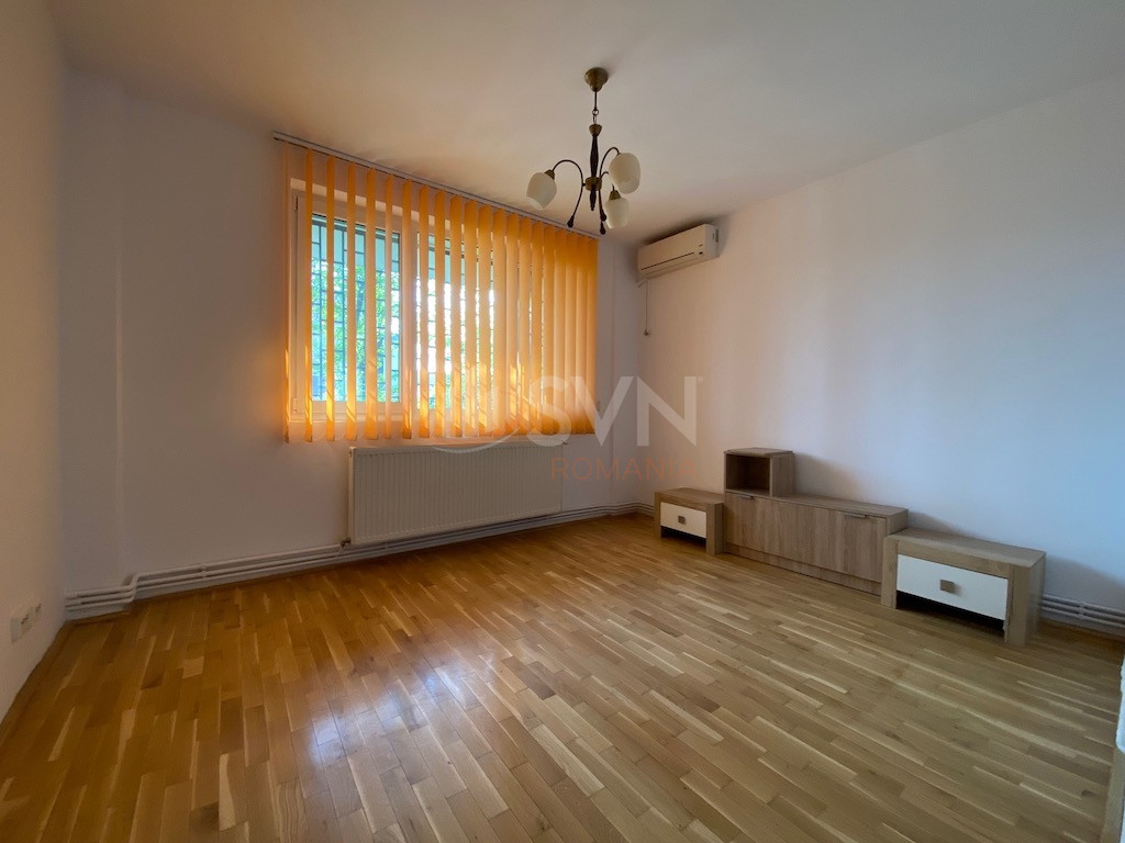 Apartament, 3 camere Bucuresti/1 Mai
