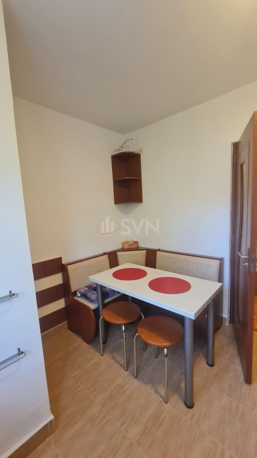 Apartament, 3 camere Bucuresti/P-ta Presei Libere