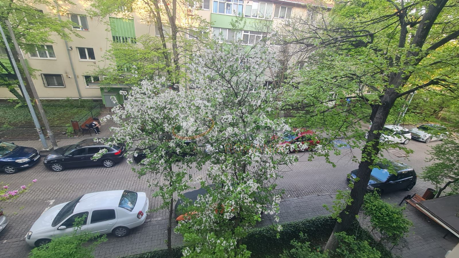 Apartament, 3 camere Bucuresti/P-ta Presei Libere