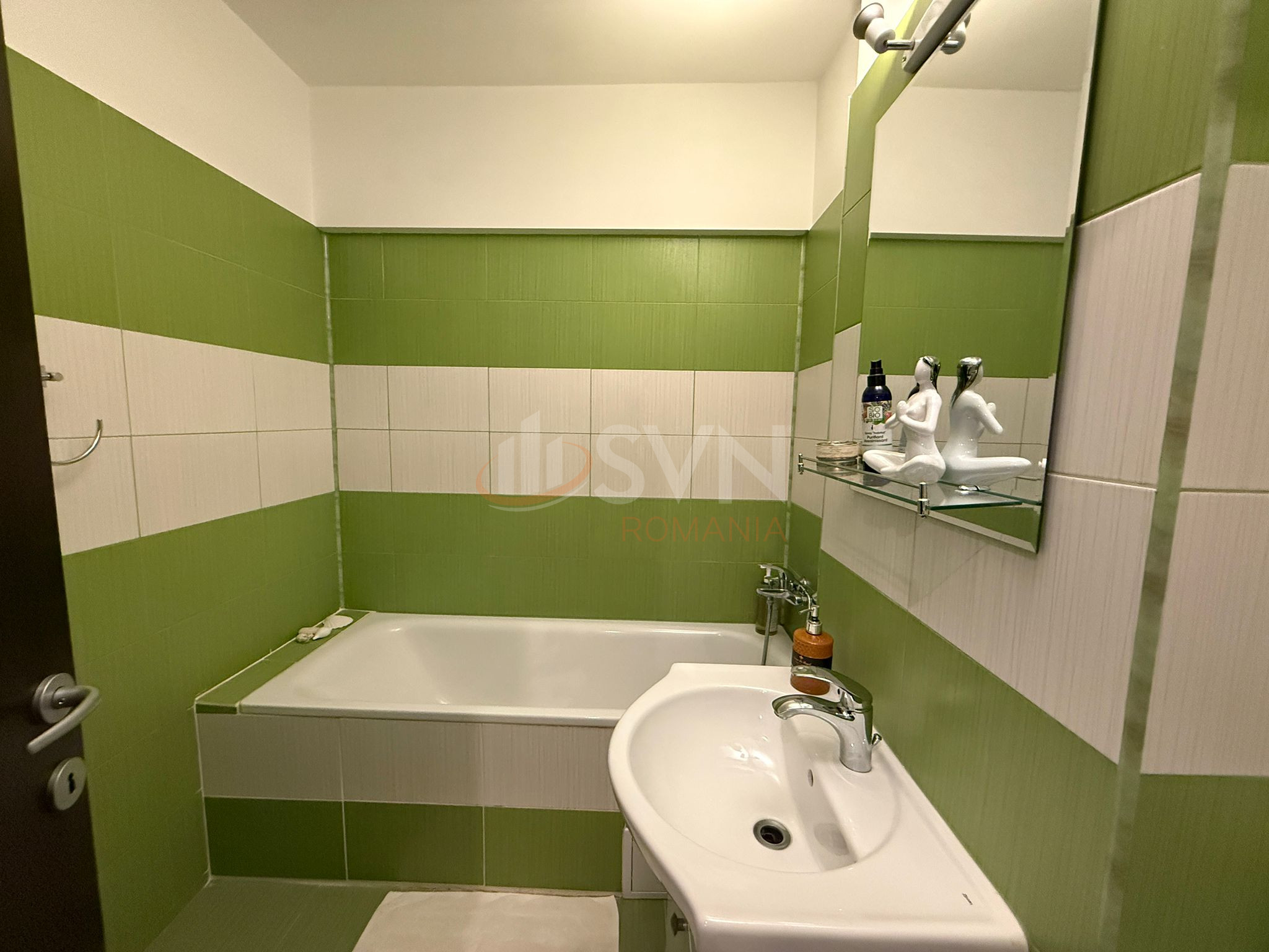 Apartament, 3 camere Bucuresti/Calea Victoriei