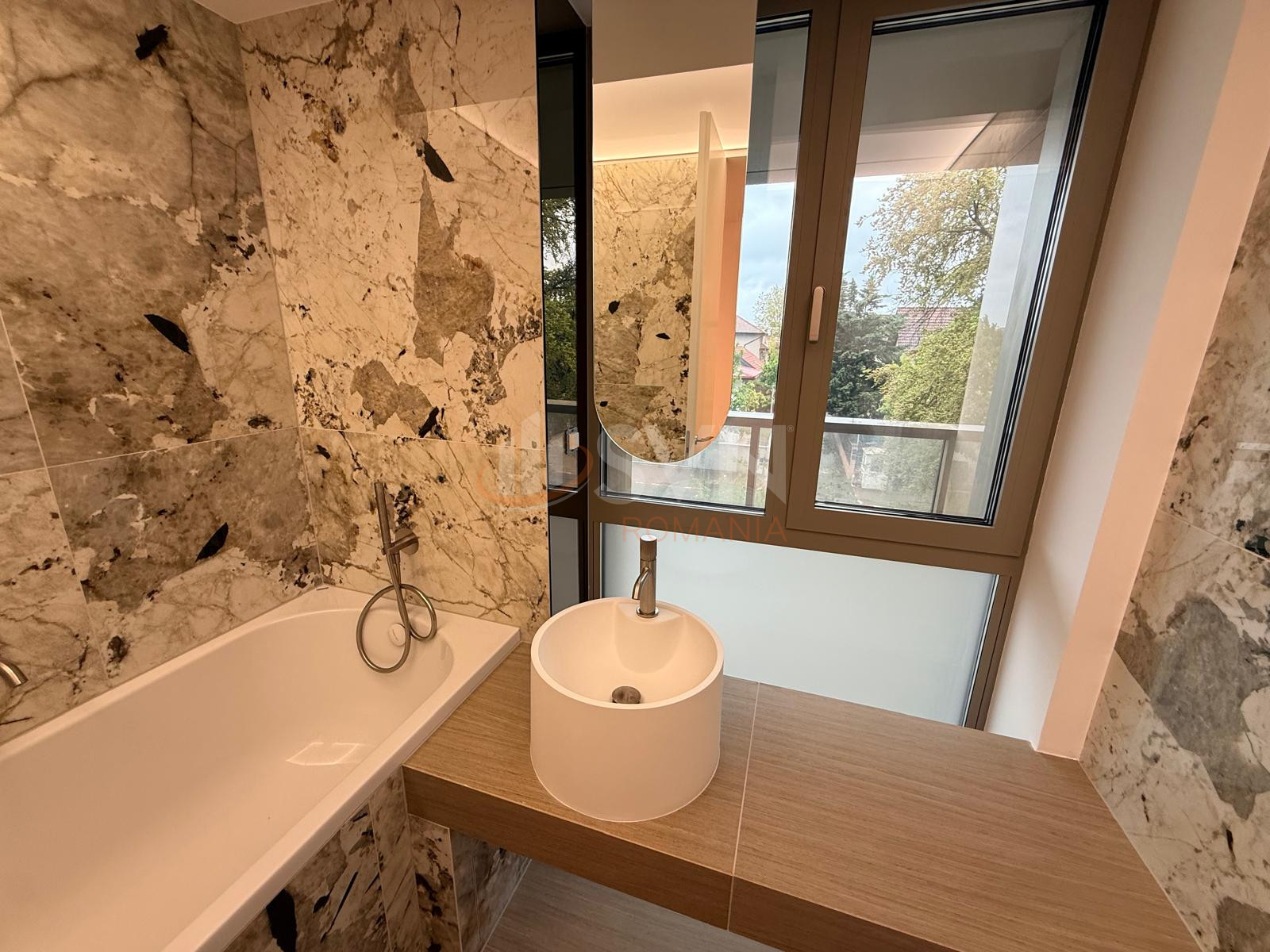 Apartament, 3 camere Bucuresti/Iancu Nicolae