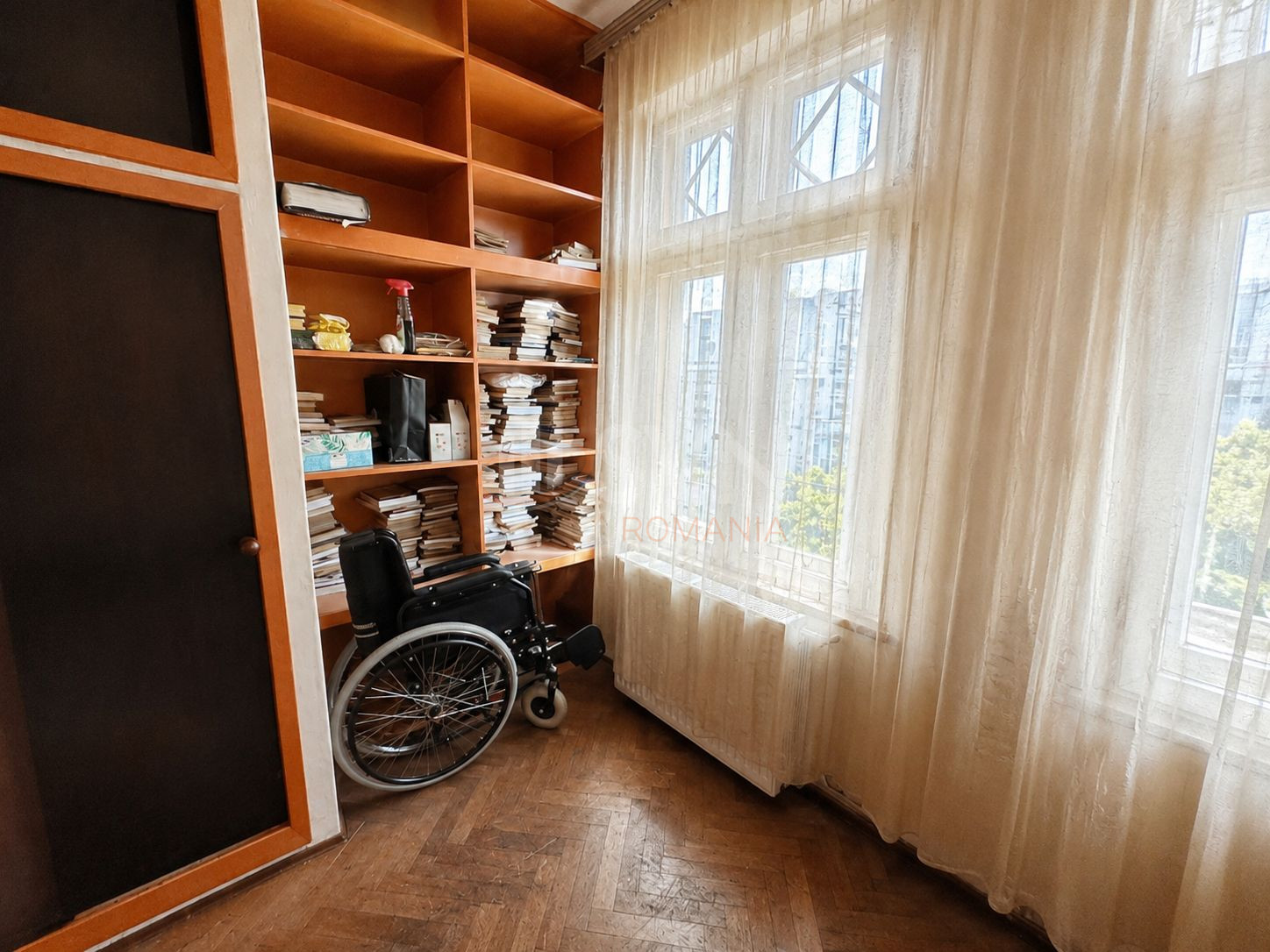 Apartament, 3 camere Bucuresti/P-ta Victoriei