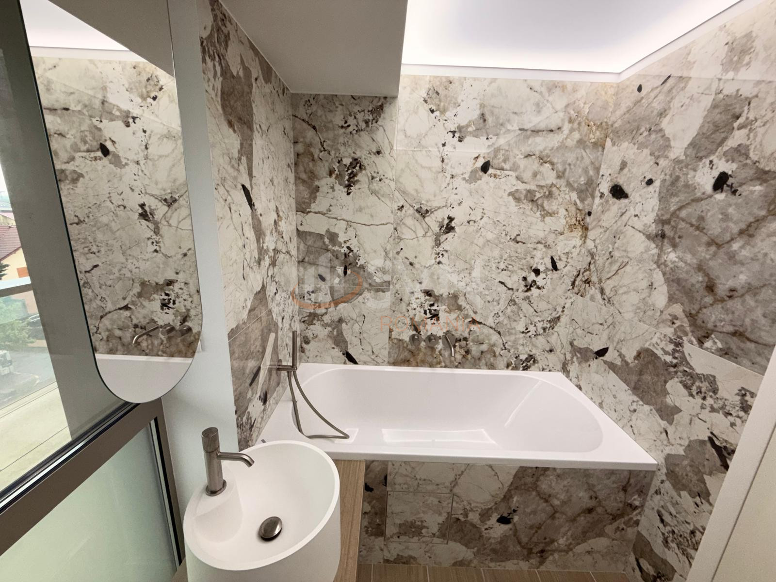 Apartament, 3 camere Bucuresti/Iancu Nicolae