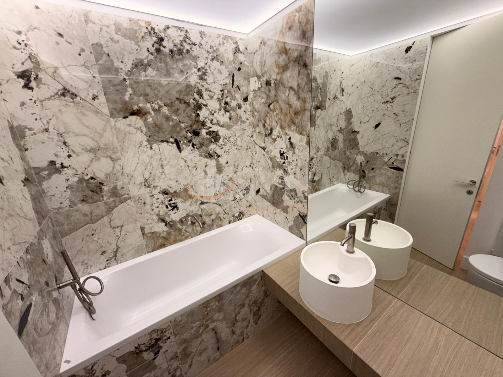 Apartament, 3 camere Bucuresti/Iancu Nicolae