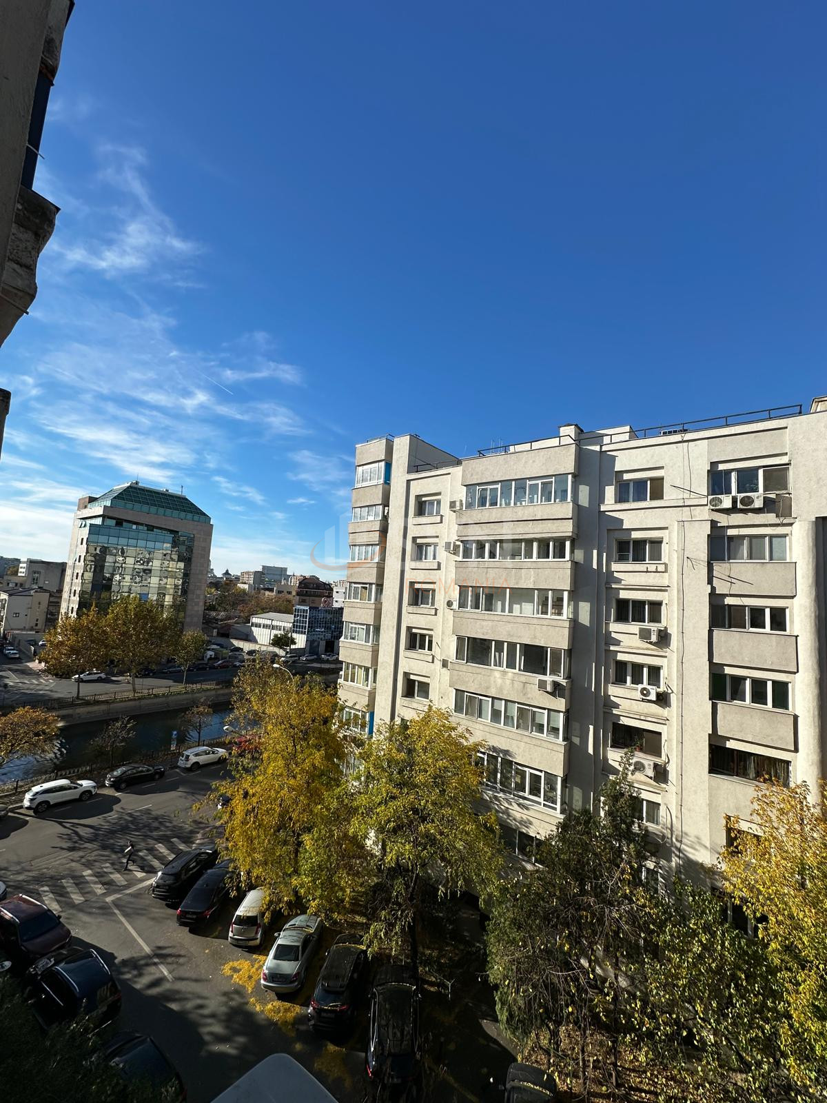 Apartament, 3 camere Bucuresti/P-ta Unirii