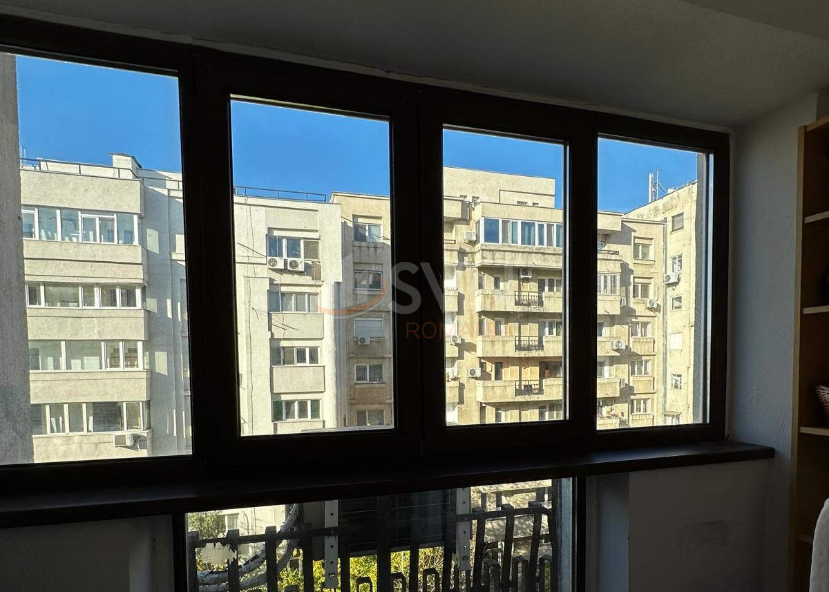 Apartament, 3 camere Bucuresti/P-ta Unirii