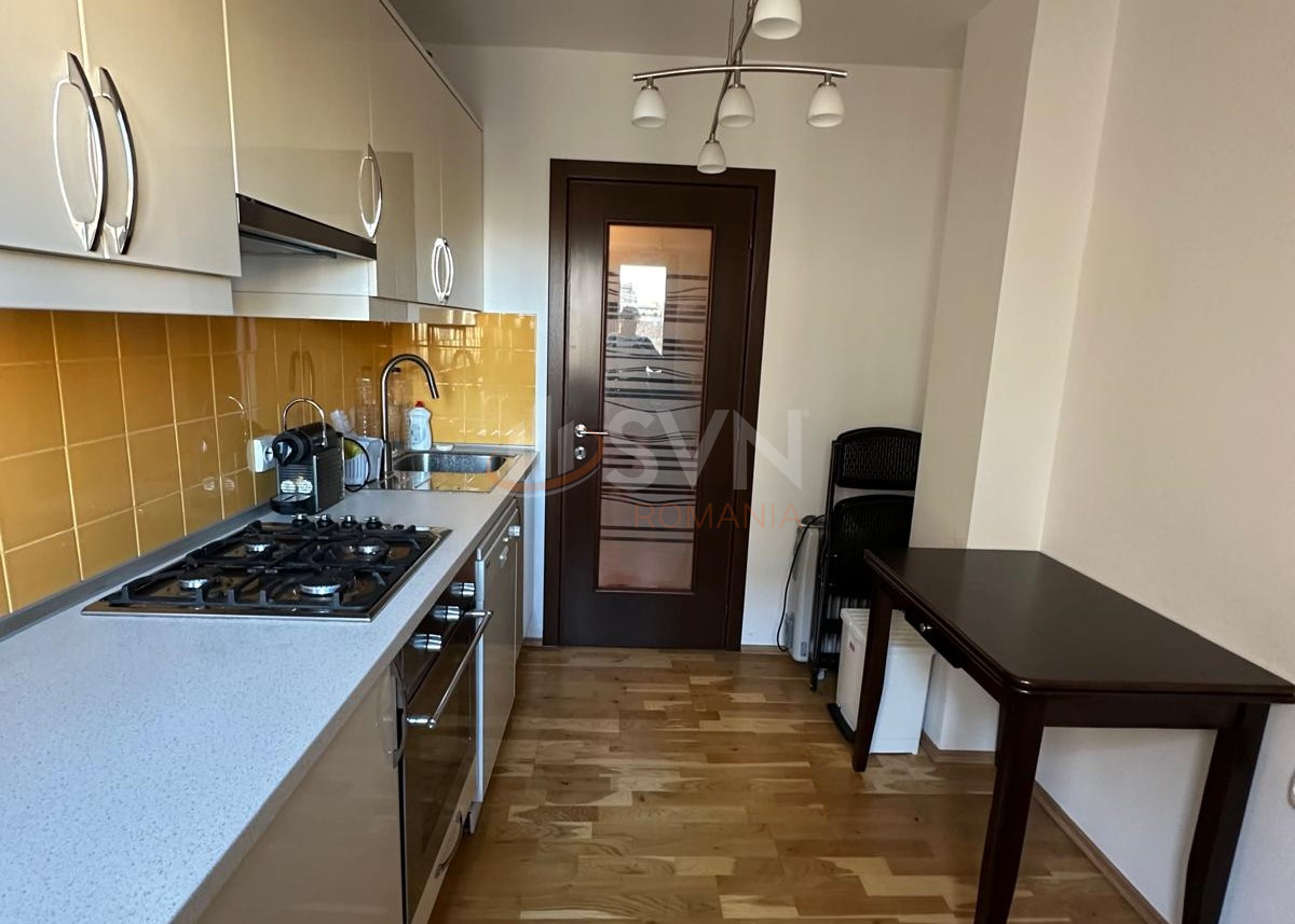 Apartament, 3 camere Bucuresti/P-ta Unirii