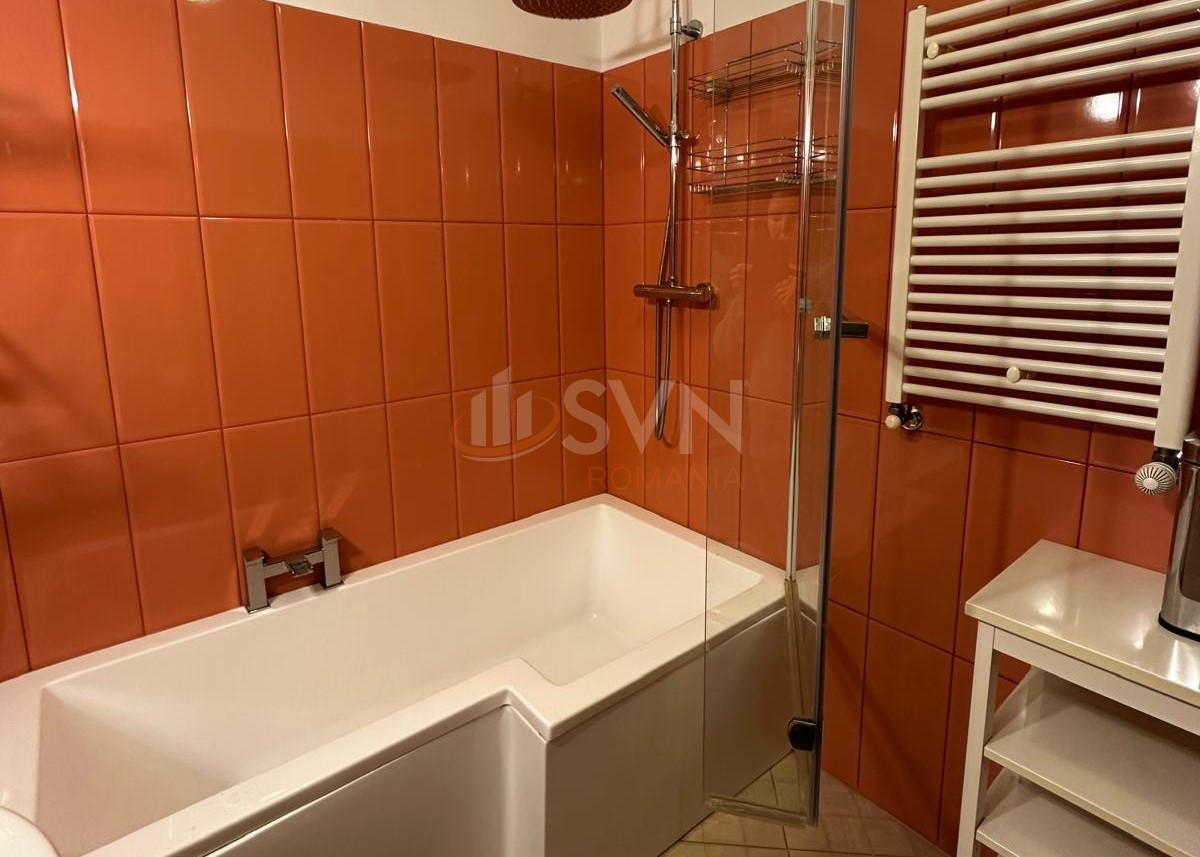 Apartament, 3 camere Bucuresti/P-ta Unirii