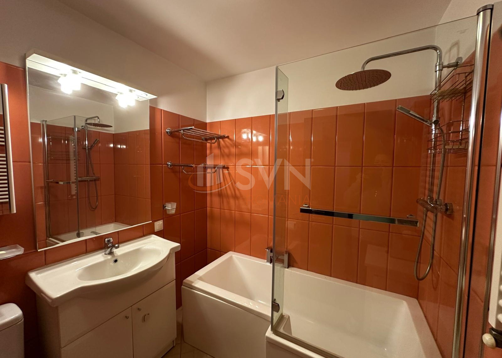 Apartament, 3 camere Bucuresti/P-ta Unirii