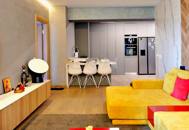 Apartament, 3 camere Bucuresti/Barbu Vacarescu