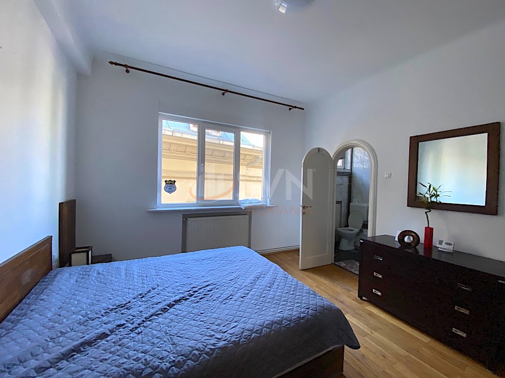 Apartament, 3 camere Bucuresti/Unirii