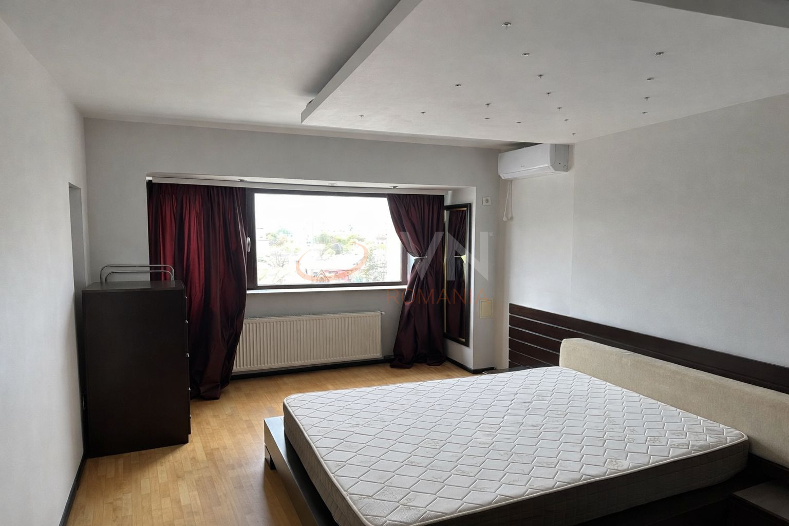 Apartament, 3 camere Bucuresti/P-ta Unirii