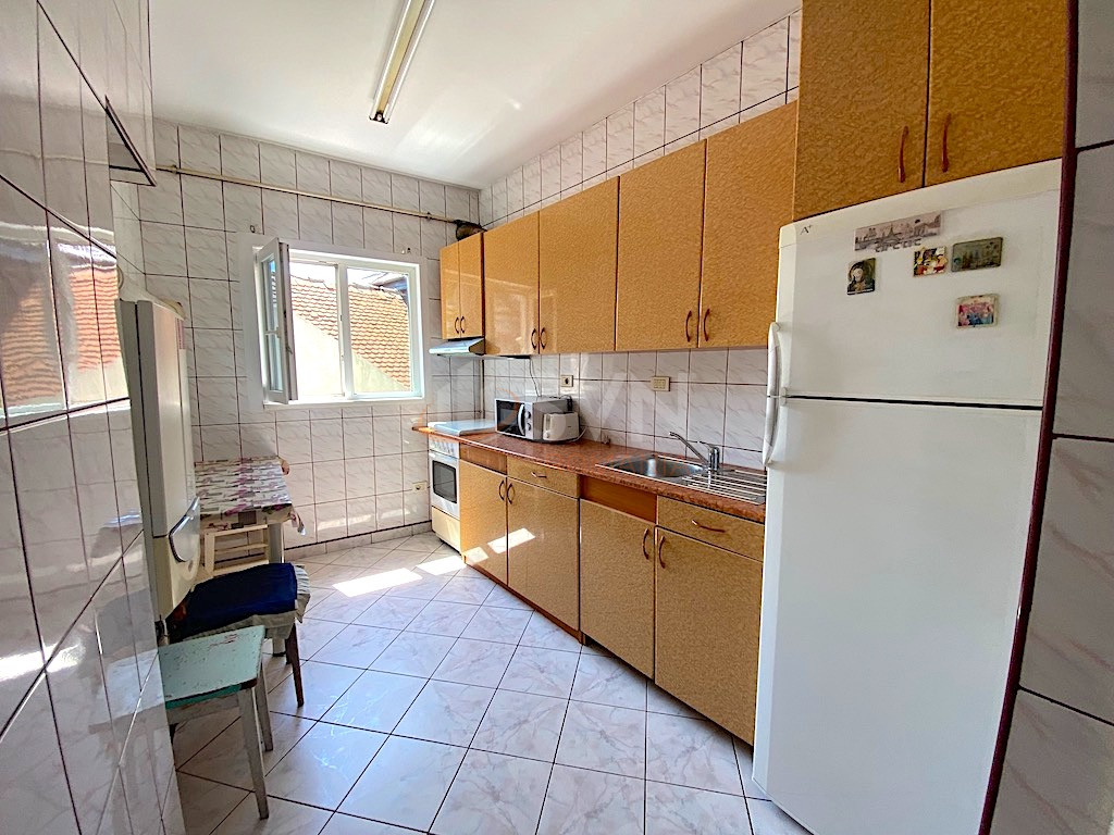 Apartament, 3 camere Bucuresti/Romana
