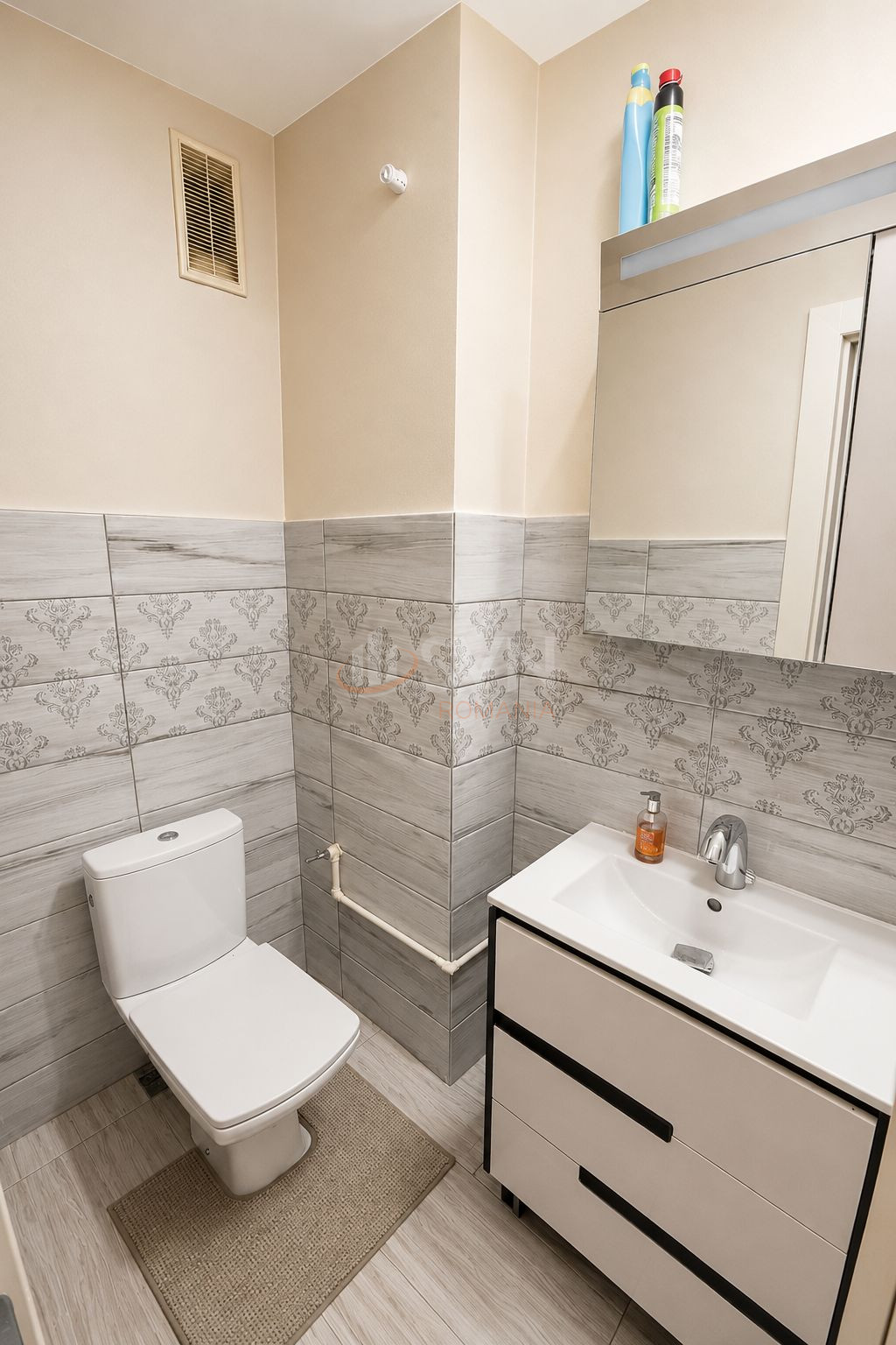 Apartament, 3 camere Bucuresti/Alba Iulia