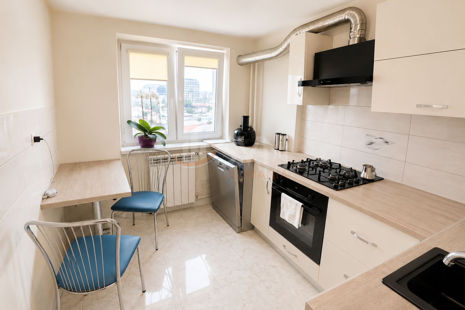 Apartament, 3 camere Bucuresti/Alba Iulia