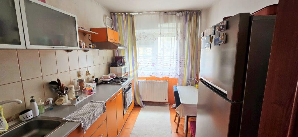 Apartament, 3 camere Bucuresti/Crangasi