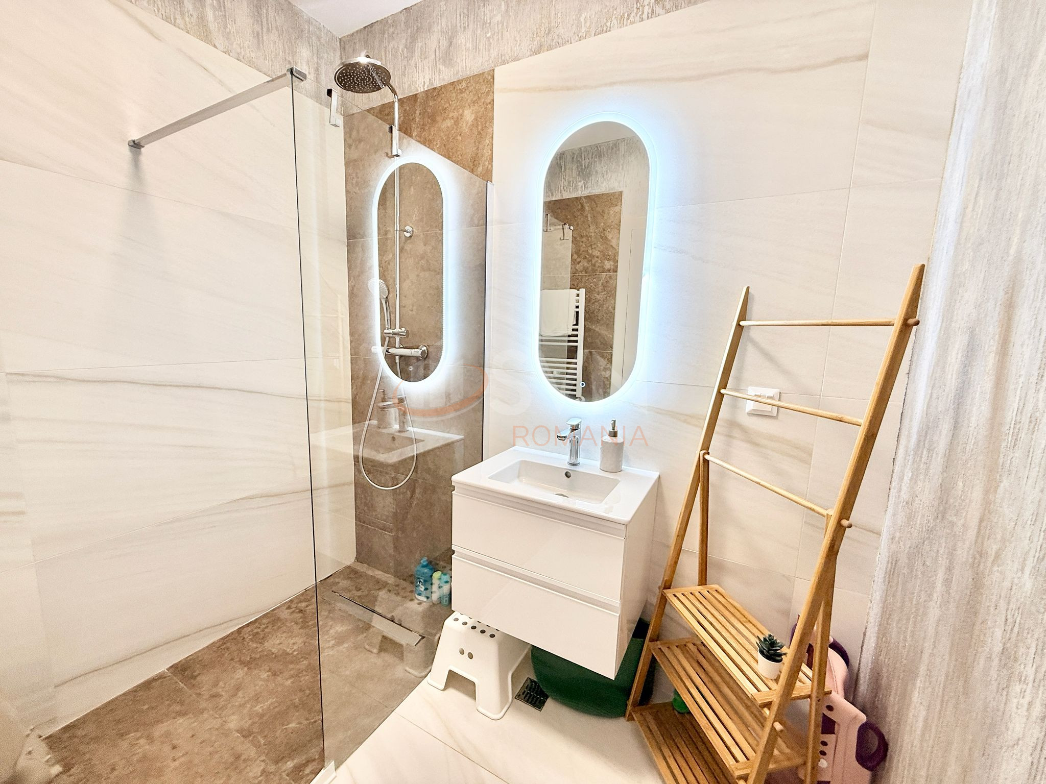 Apartament, 3 camere Bucuresti/Aviatiei