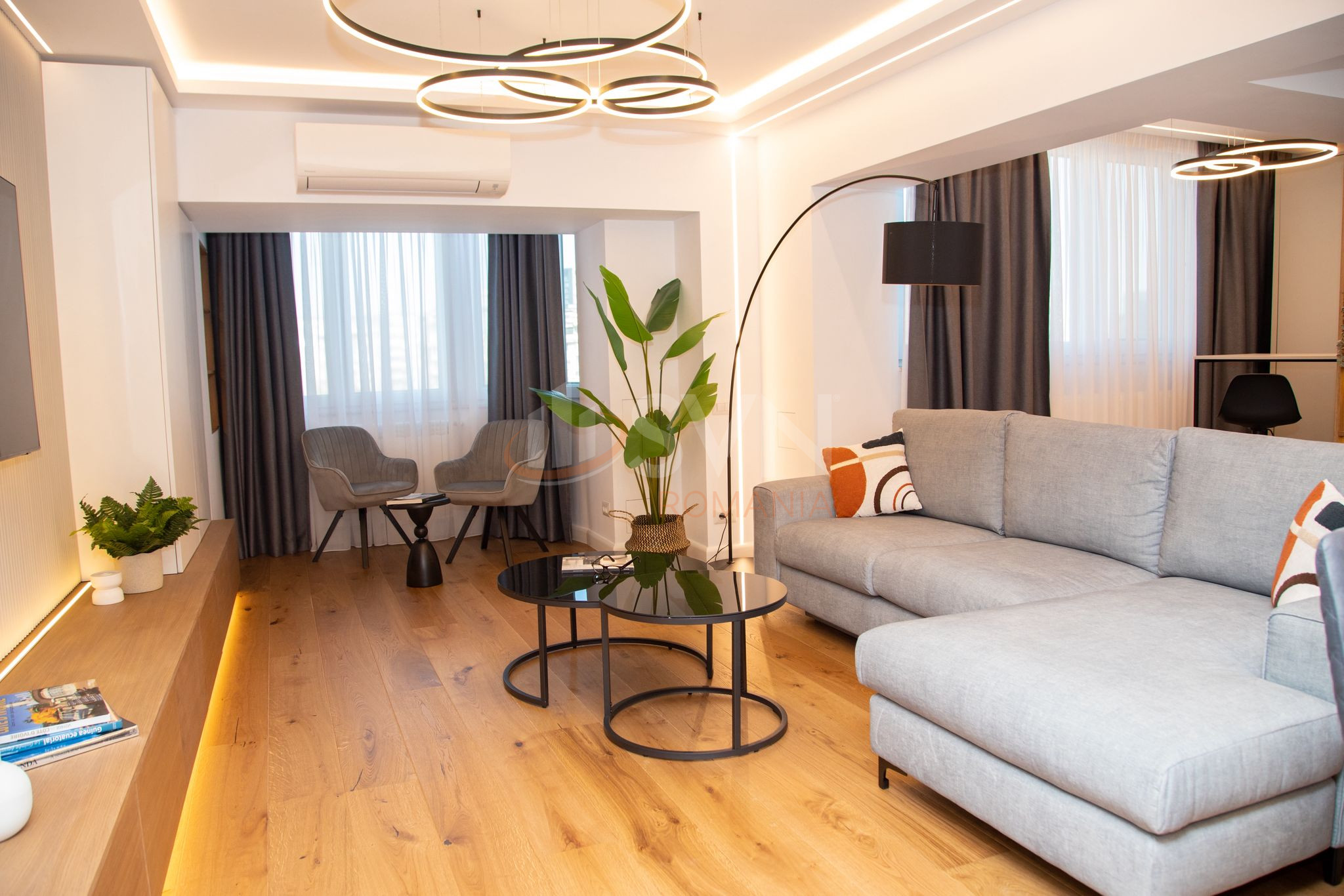 Apartament, 3 camere Bucuresti/Unirii