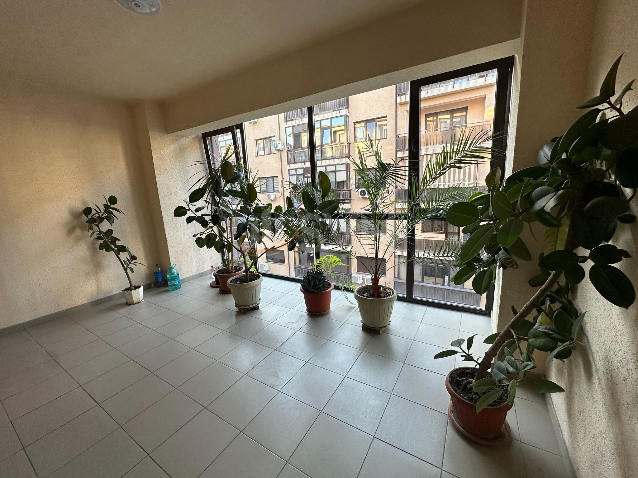 Apartament, 3 camere Bucuresti/Aparatorii Patriei