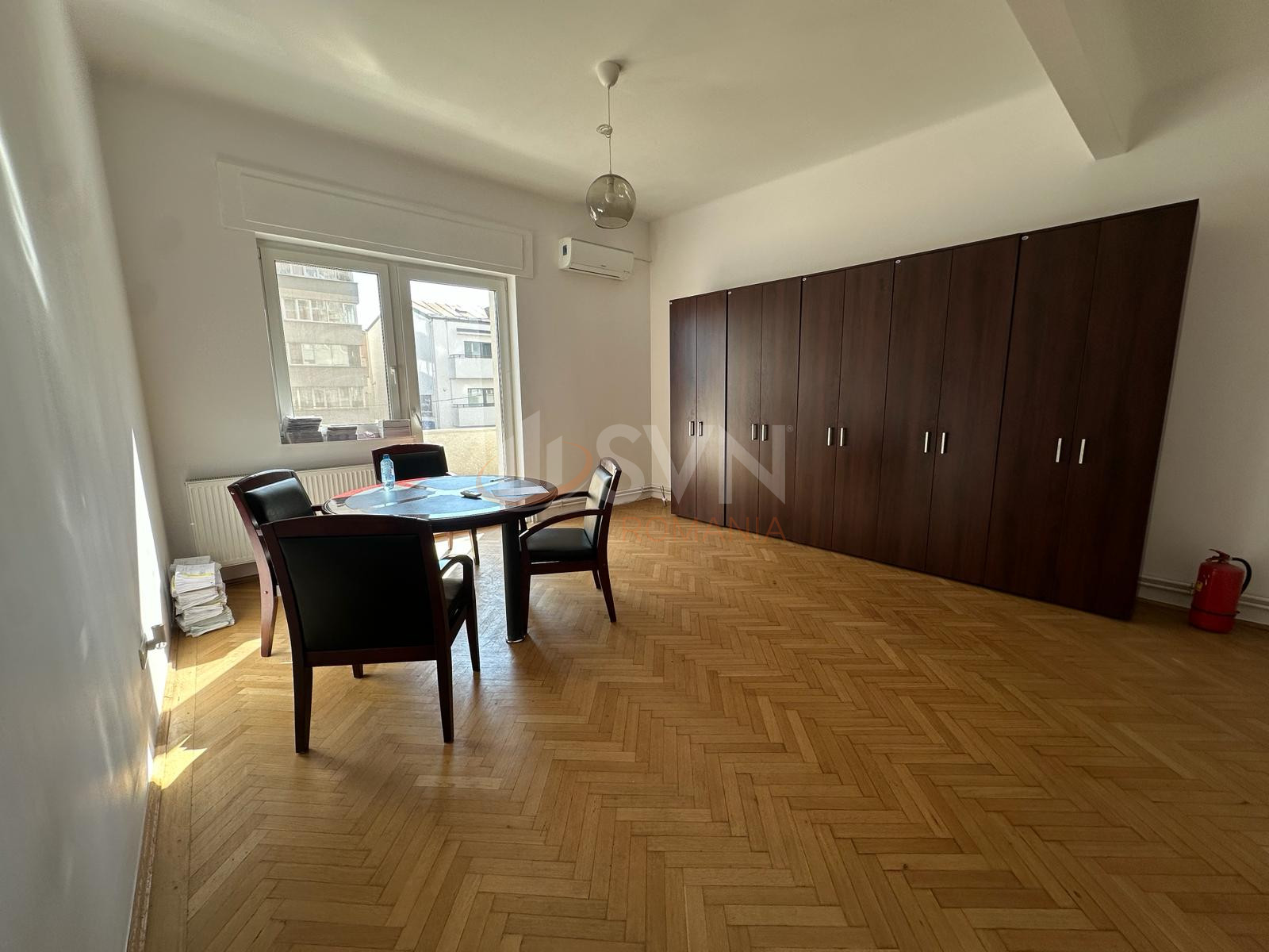 Apartament, 3 camere Bucuresti/1 Mai
