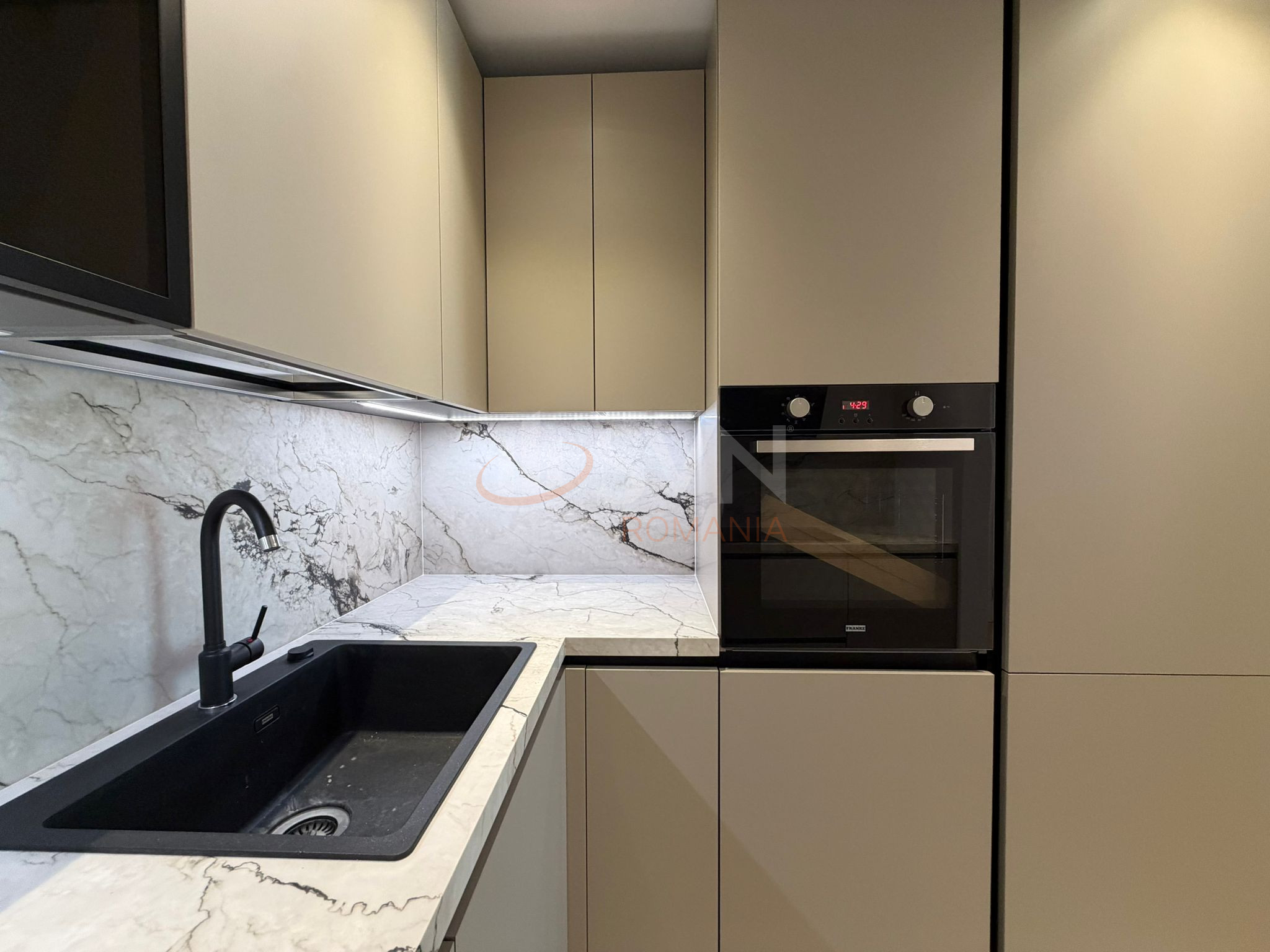 Apartament, 3 camere Bucuresti/Barbu Vacarescu