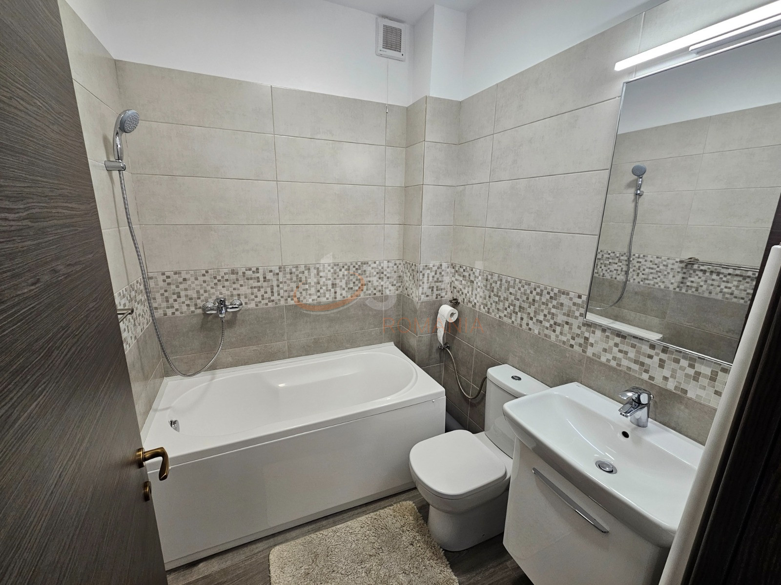 Apartament, 3 camere Bucuresti/Lacul Tei