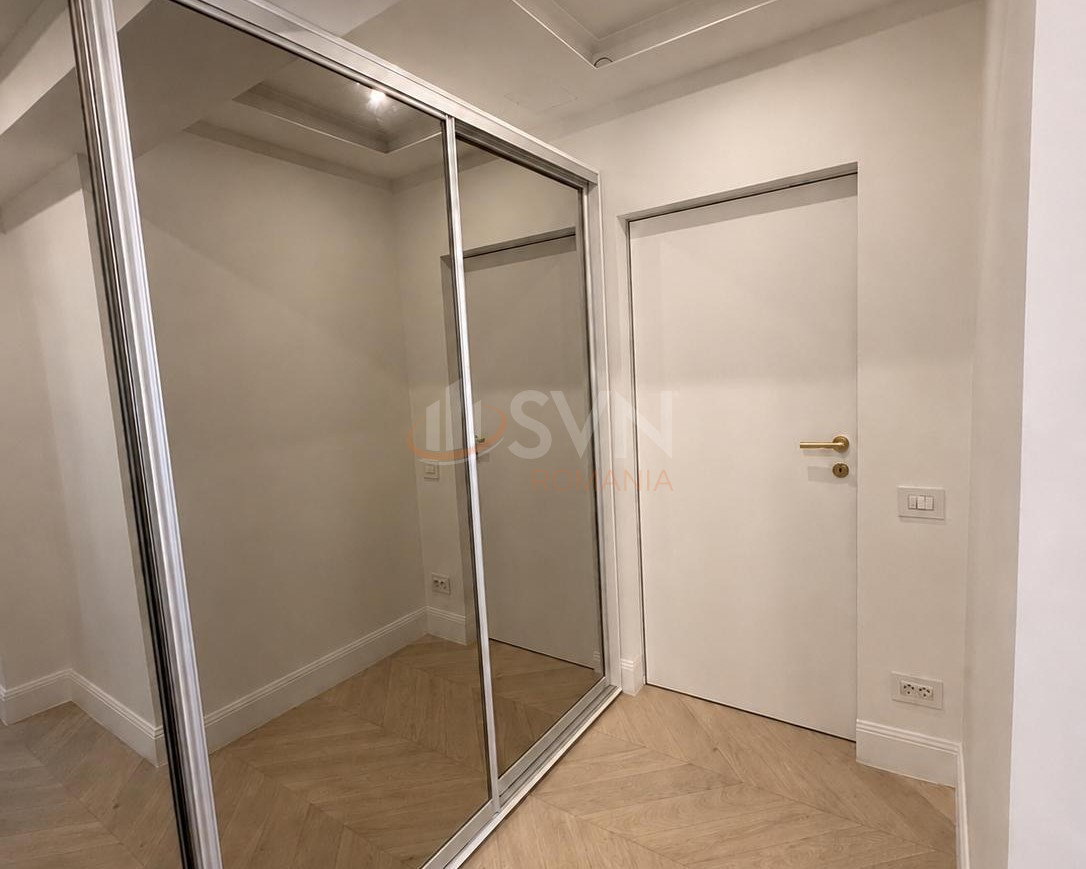 Apartament, 3 camere Bucuresti/P-ta Unirii