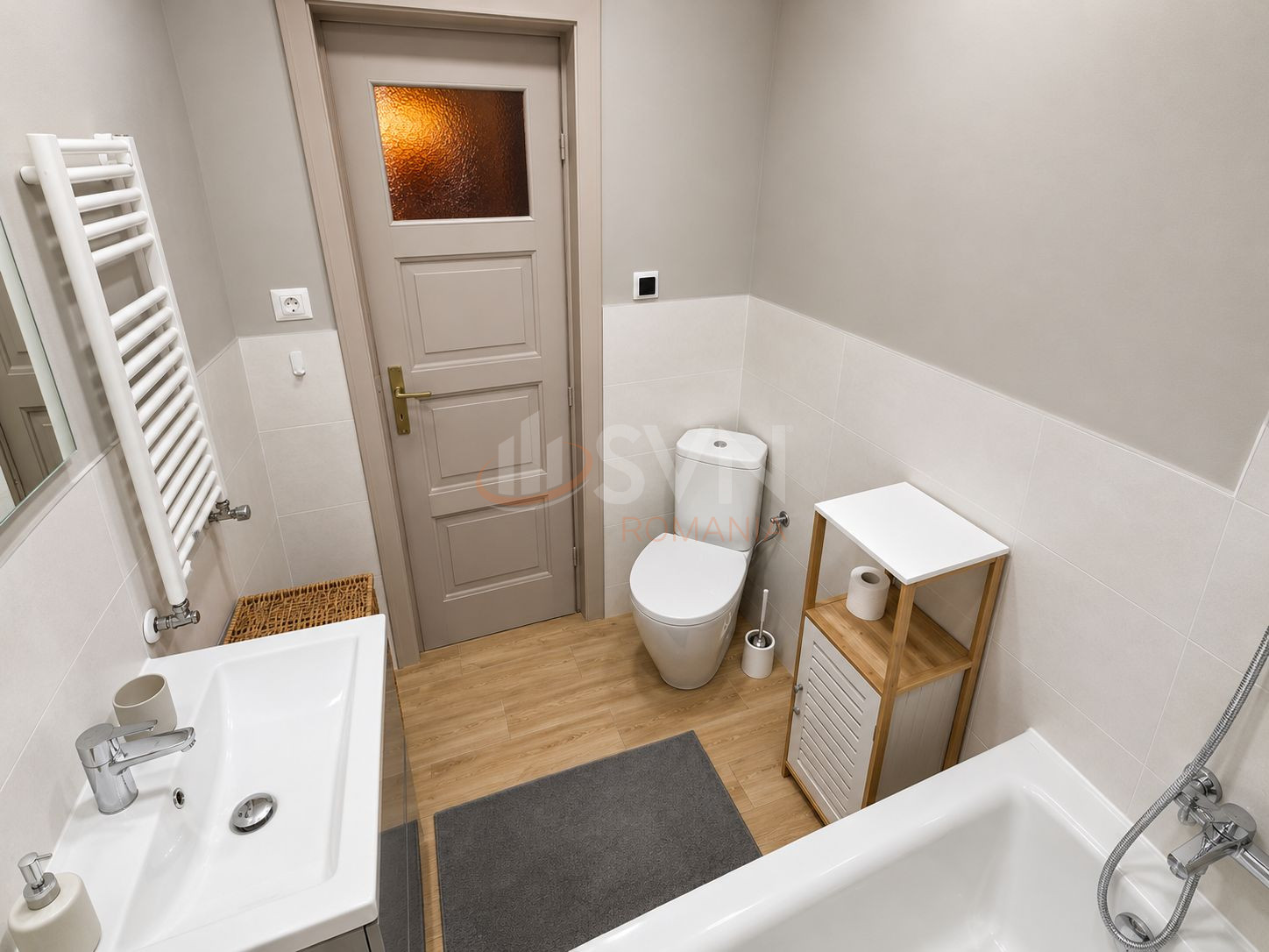Apartament, 3 camere Bucuresti/Primaverii