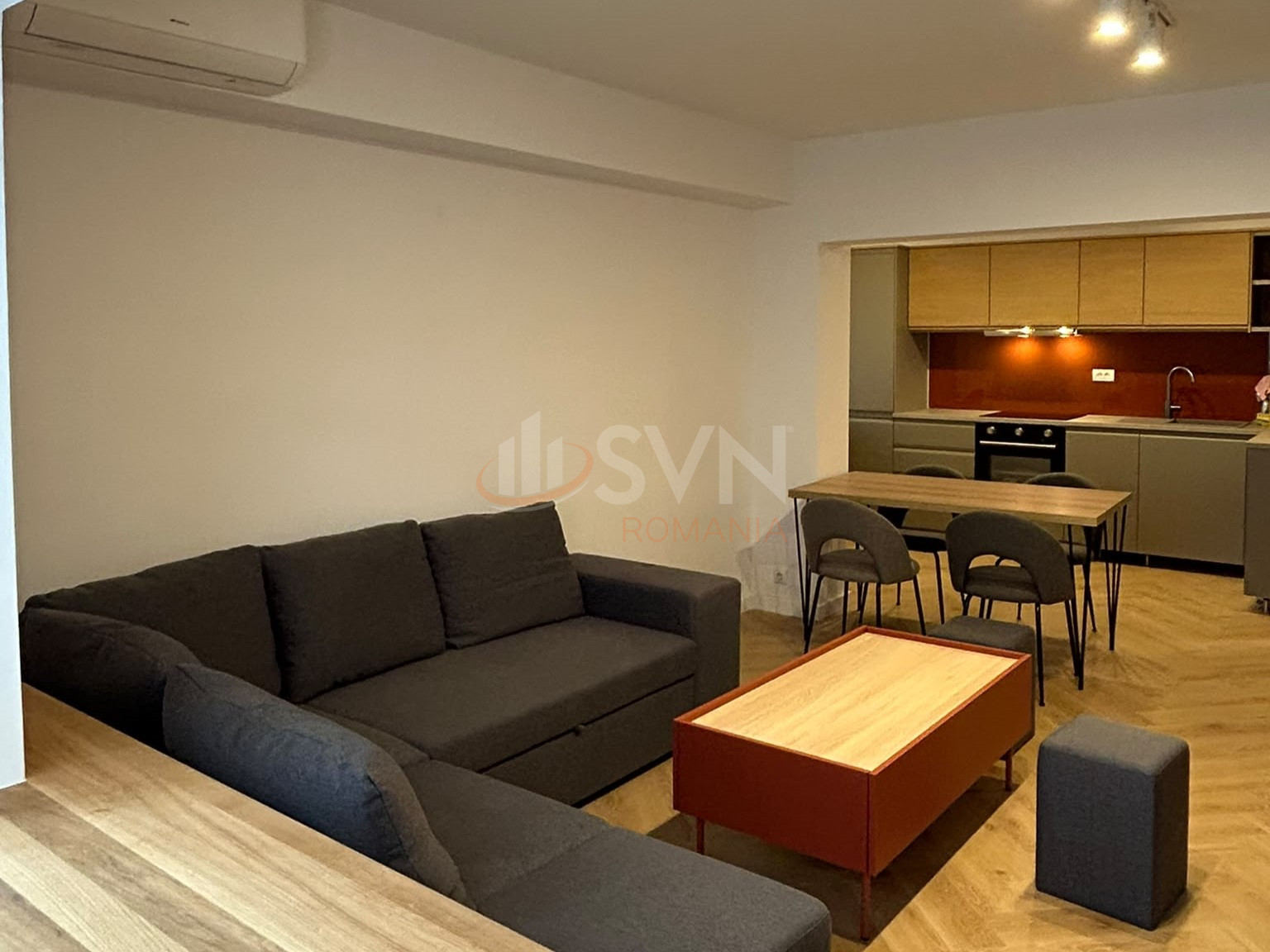 Apartament, 3 camere Bucuresti/P-ta Victoriei
