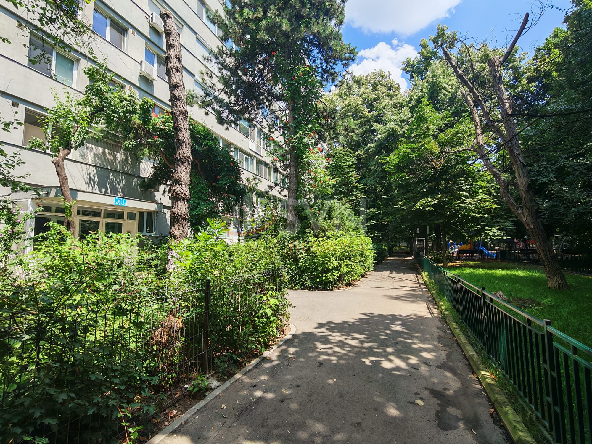Apartament, 3 camere Bucuresti/Timisoara