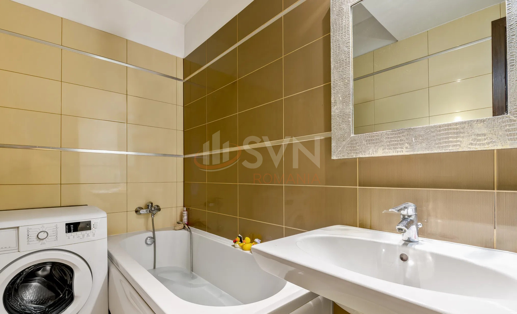 Apartament, 3 camere Bucuresti/P-ta Victoriei