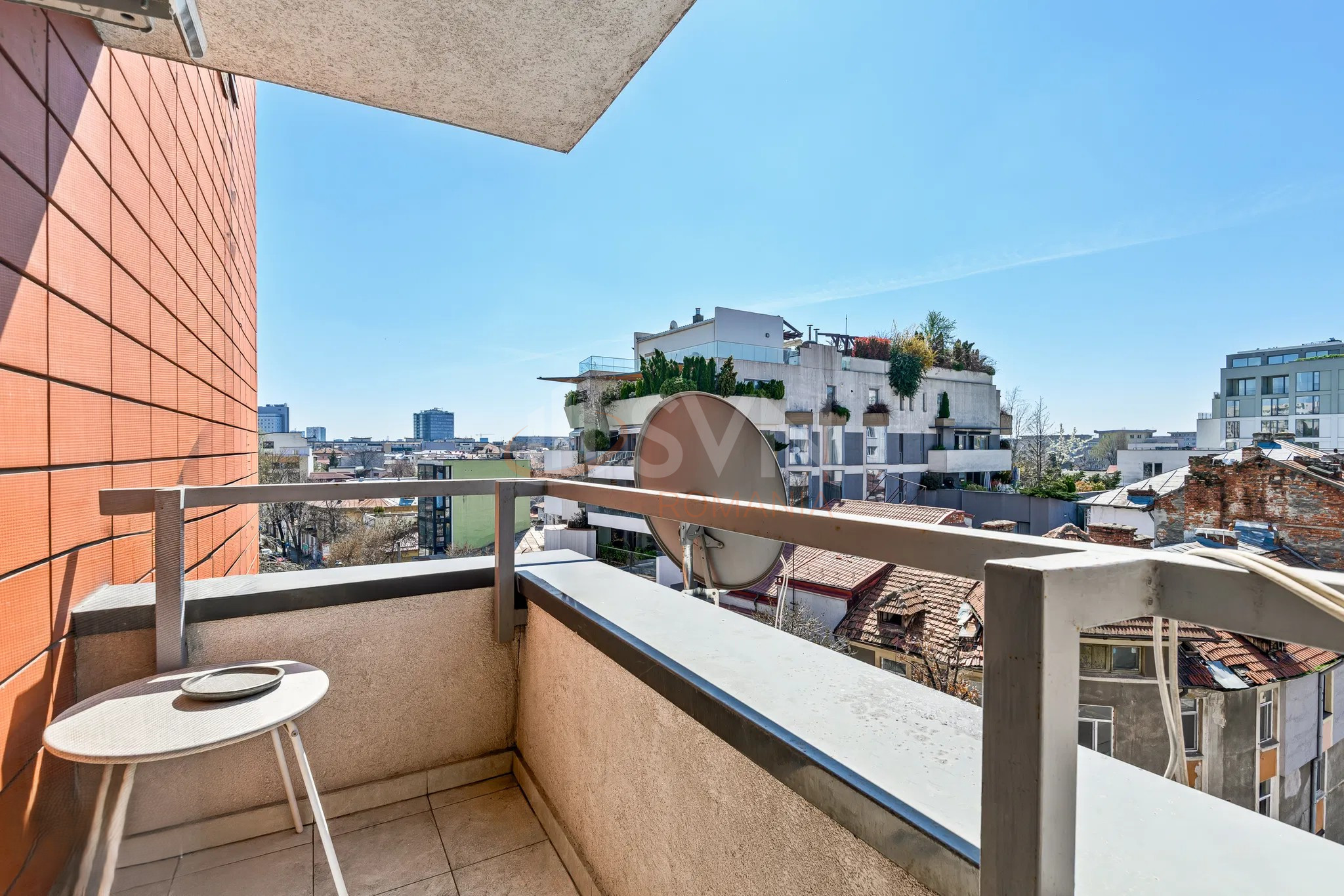 Apartament, 3 camere Bucuresti/P-ta Victoriei