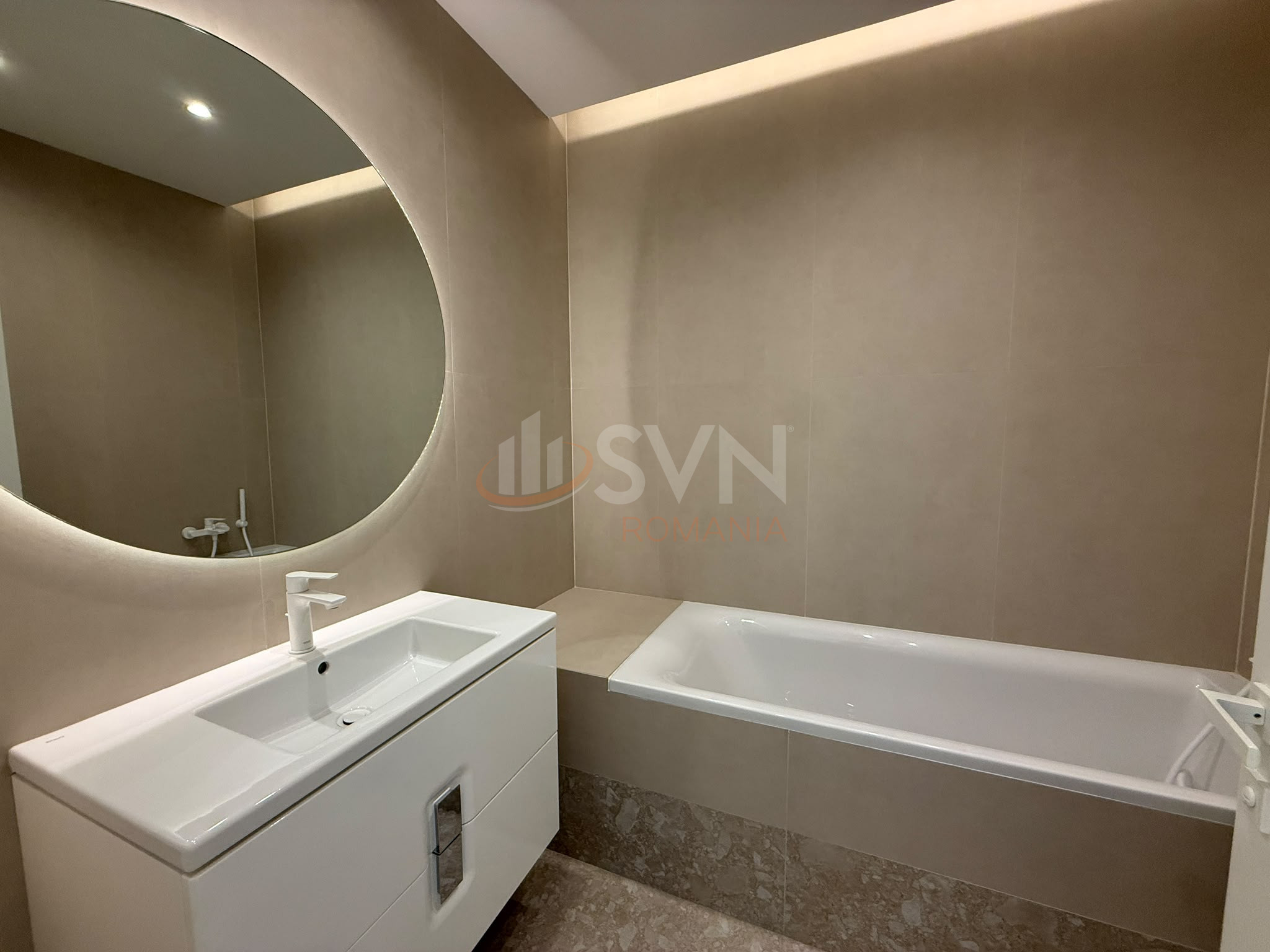 Apartament, 3 camere Bucuresti/Sisesti