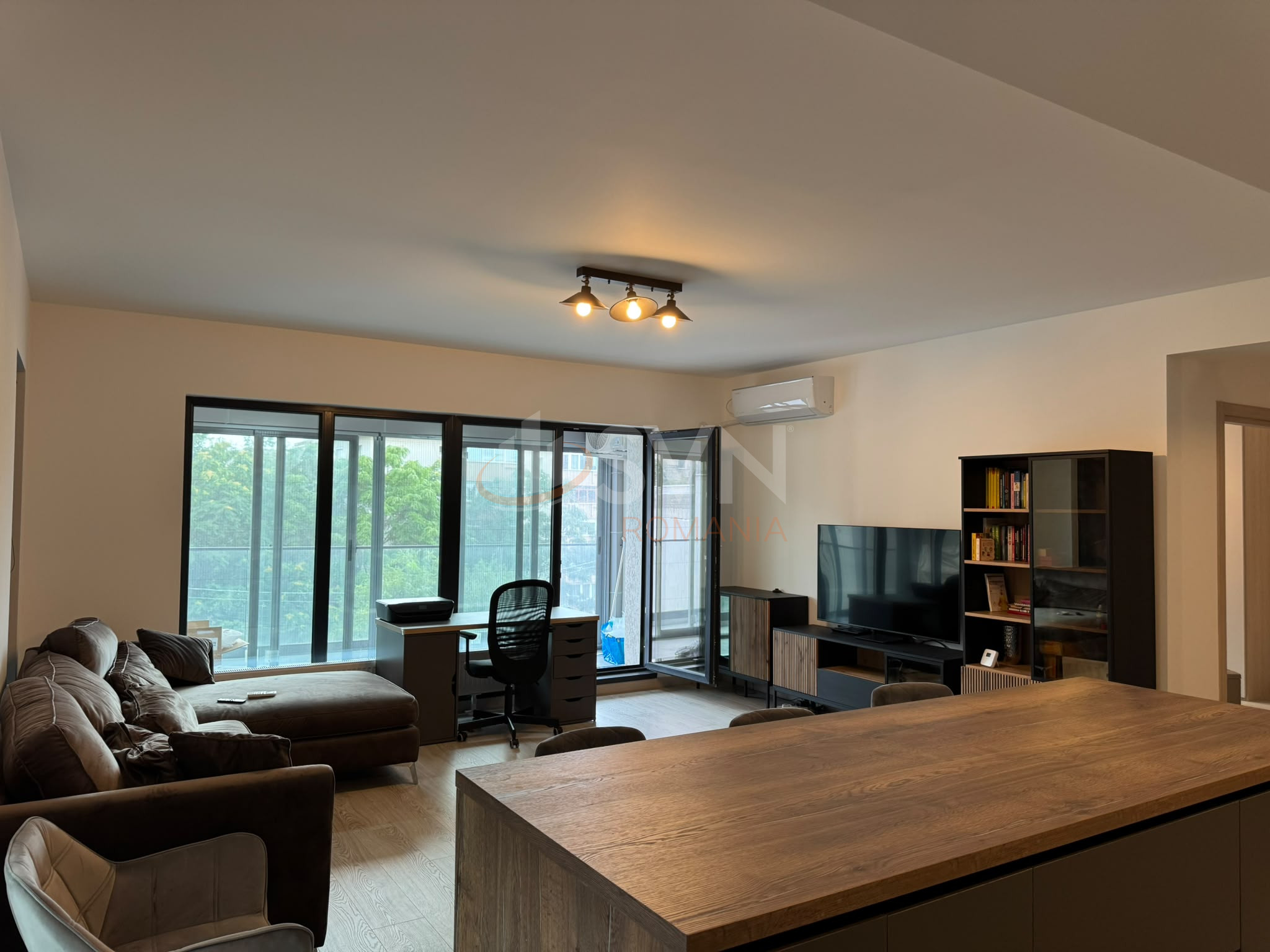 Apartament, 3 camere Bucuresti/Alba Iulia